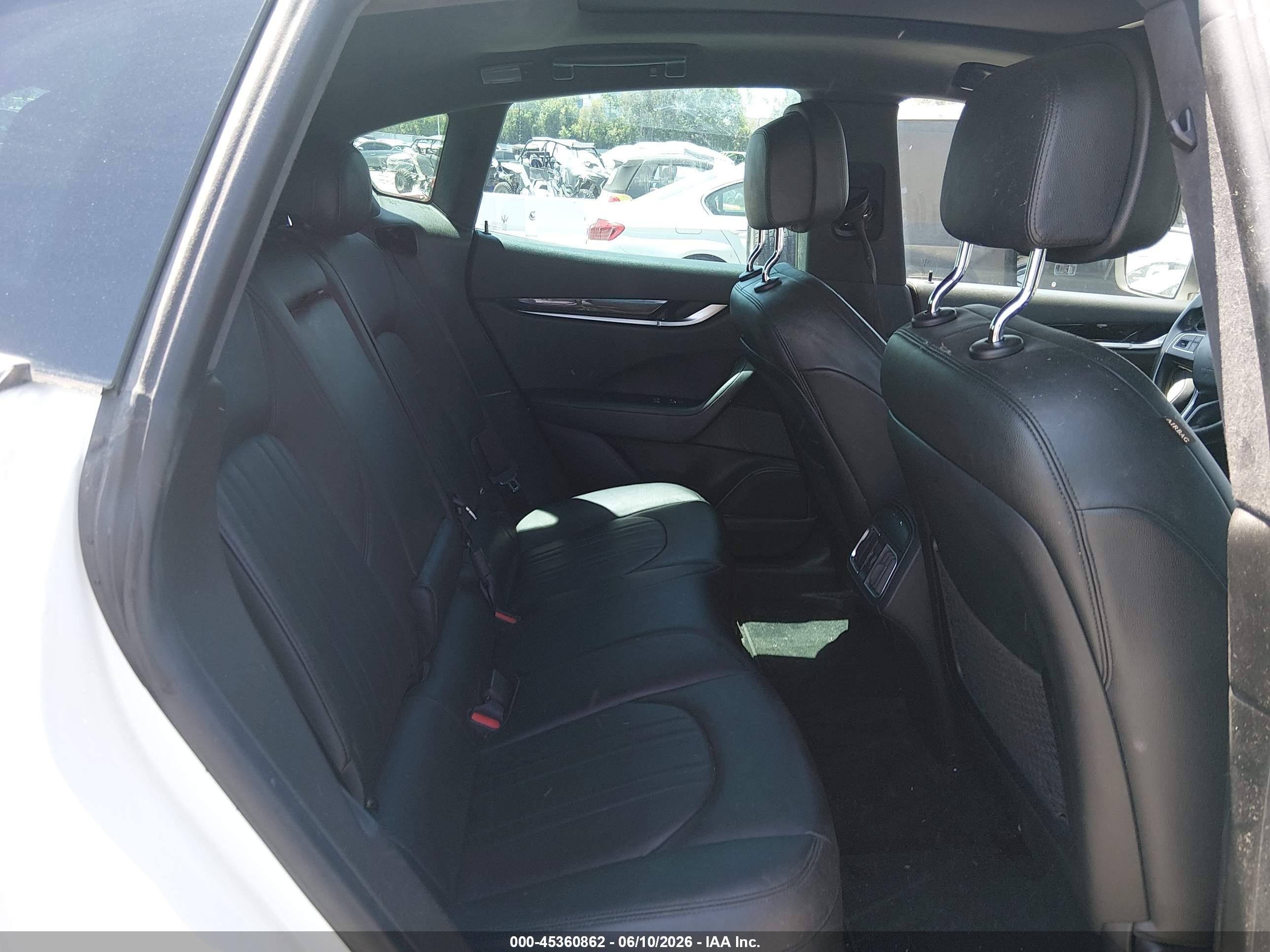 2018 Maserati Levante VIN ZN661XUA9JX297344 IAAI salvage auction — Repossession, Clear (Nevada), sold $9,000 on 2026-07-09 (photo 8)