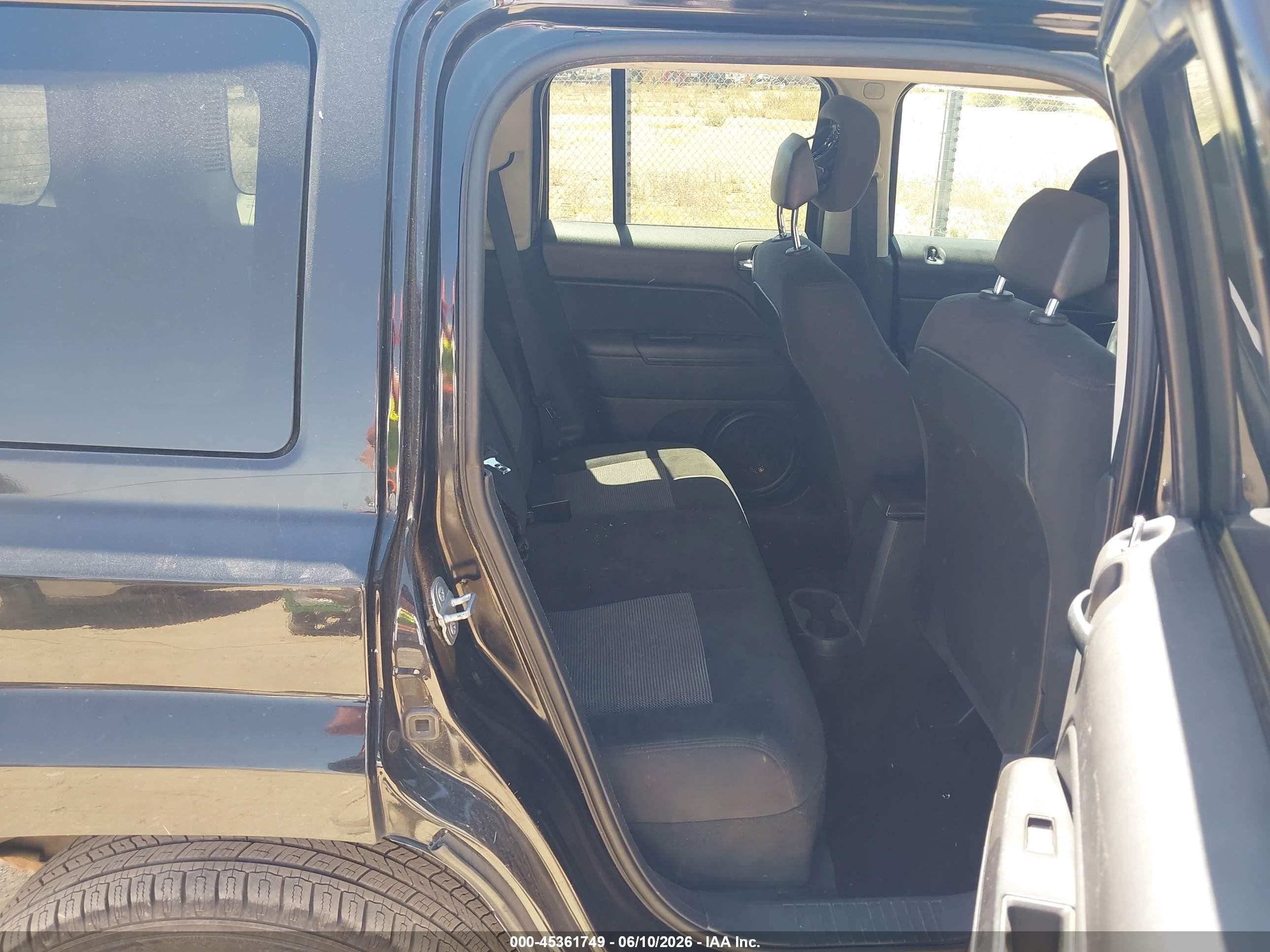 2014 Jeep Patriot VIN 1C4NJRBB6ED879154 IAAI salvage auction — Normal Wear, Clear-Dealer Only (Arizona), sold $275 on 2026-07-09 (photo 8)