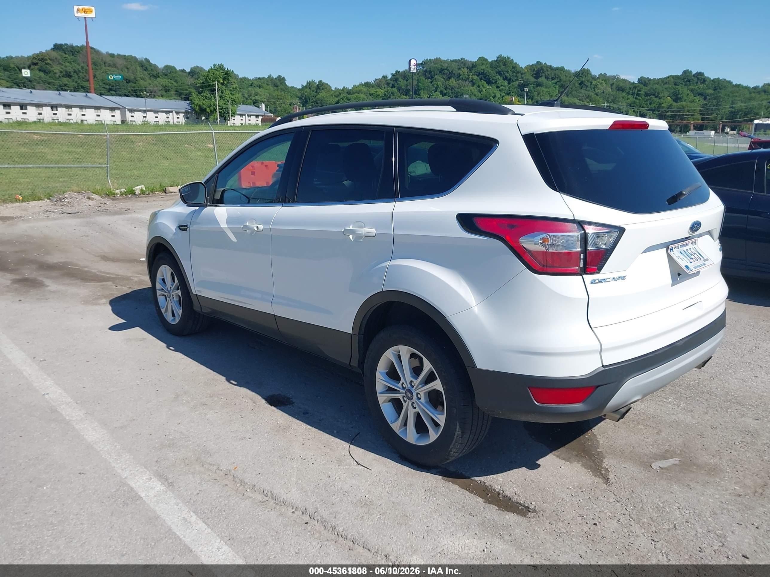 2018 Ford Escape VIN 1FMCU9GD7JUD08450 IAAI salvage auction — Normal Wear, SF97 (Illinois), sold $4,750 on 2026-07-09 (photo 3)