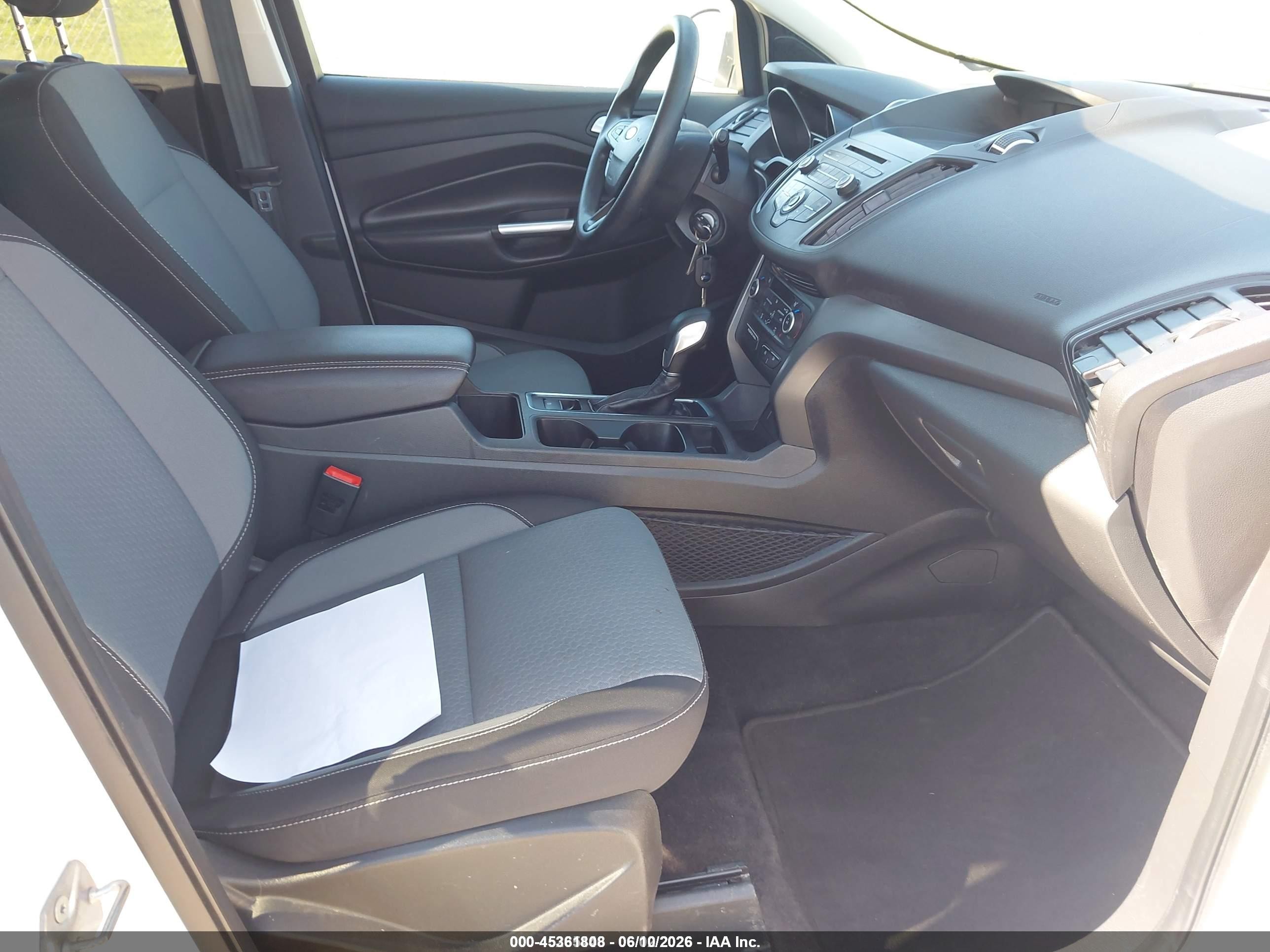 2018 Ford Escape VIN 1FMCU9GD7JUD08450 IAAI salvage auction — Normal Wear, SF97 (Illinois), sold $4,750 on 2026-07-09 (photo 5)