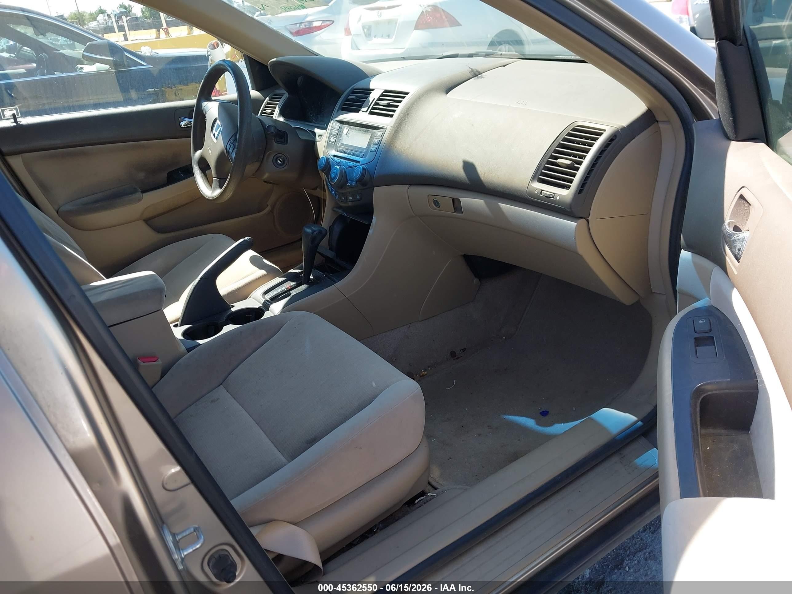 2003 Honda Accord VIN JHMCM56373C019727 IAAI salvage auction — Unknown, Salvage (California), sold $525 on 2026-07-09 (photo 5)