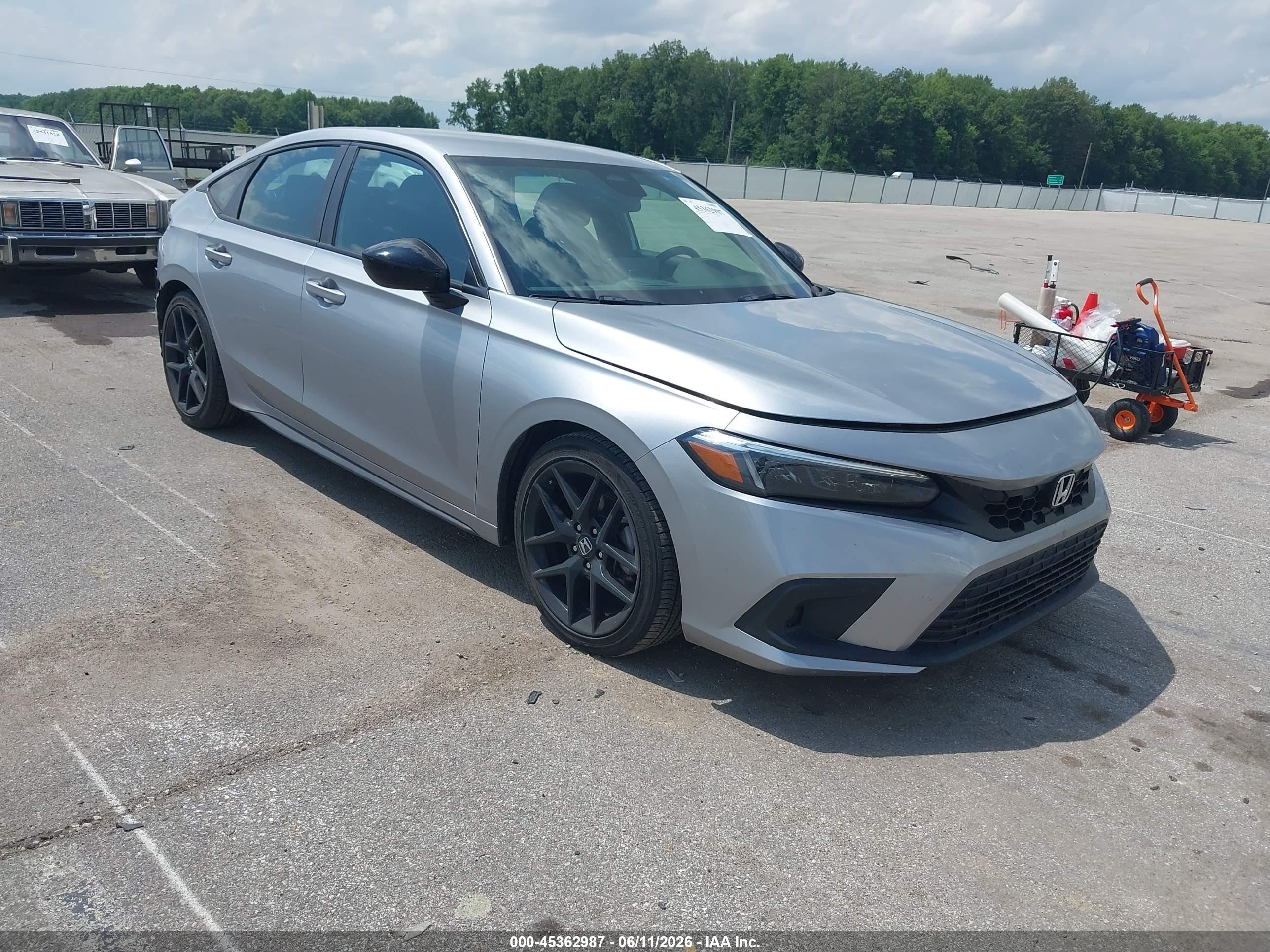 2024 Honda Civic VIN 19XFL2H80RE016730 IAAI salvage auction — Rear End, Salvage (Indiana), sold $7,300 on 2026-07-12 (photo 1)