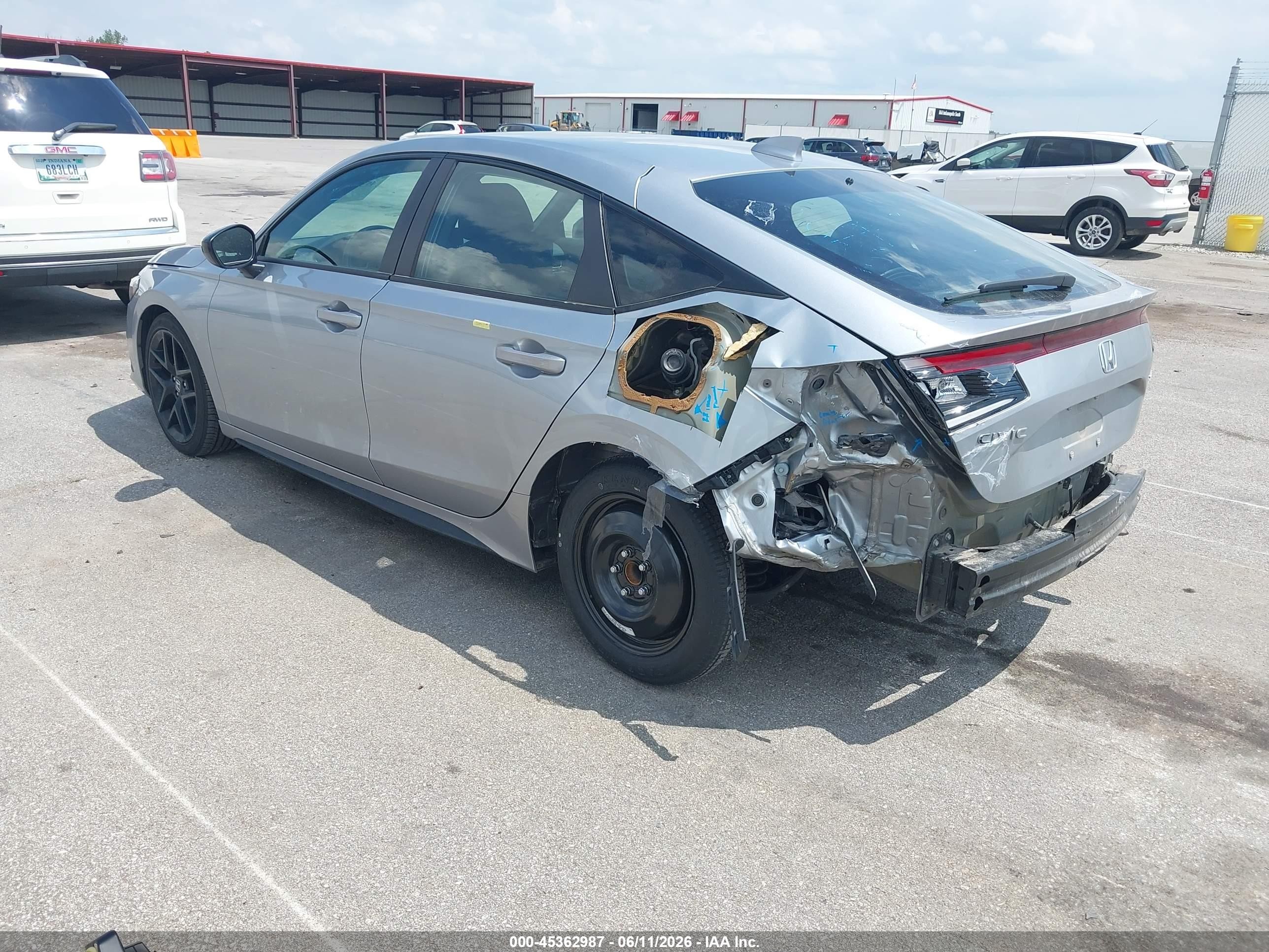 2024 Honda Civic VIN 19XFL2H80RE016730 IAAI salvage auction — Rear End, Salvage (Indiana), sold $7,300 on 2026-07-12 (photo 3)
