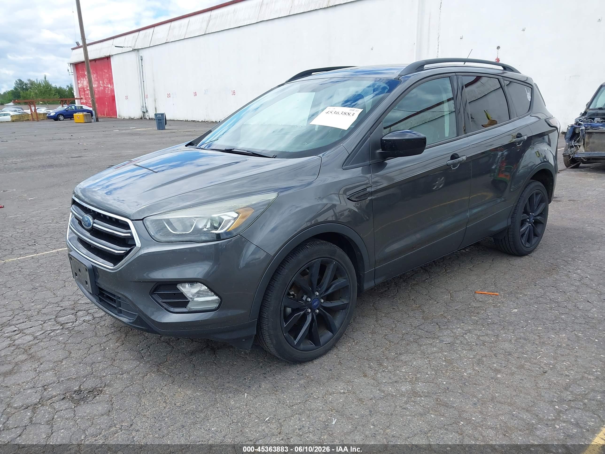 2017 Ford Escape VIN 1FMCU0GD5HUA46594 IAAI salvage auction — Normal Wear, Clear-Dealer Only (Oregon), sold $1,625 on 2026-07-09 (photo 2)