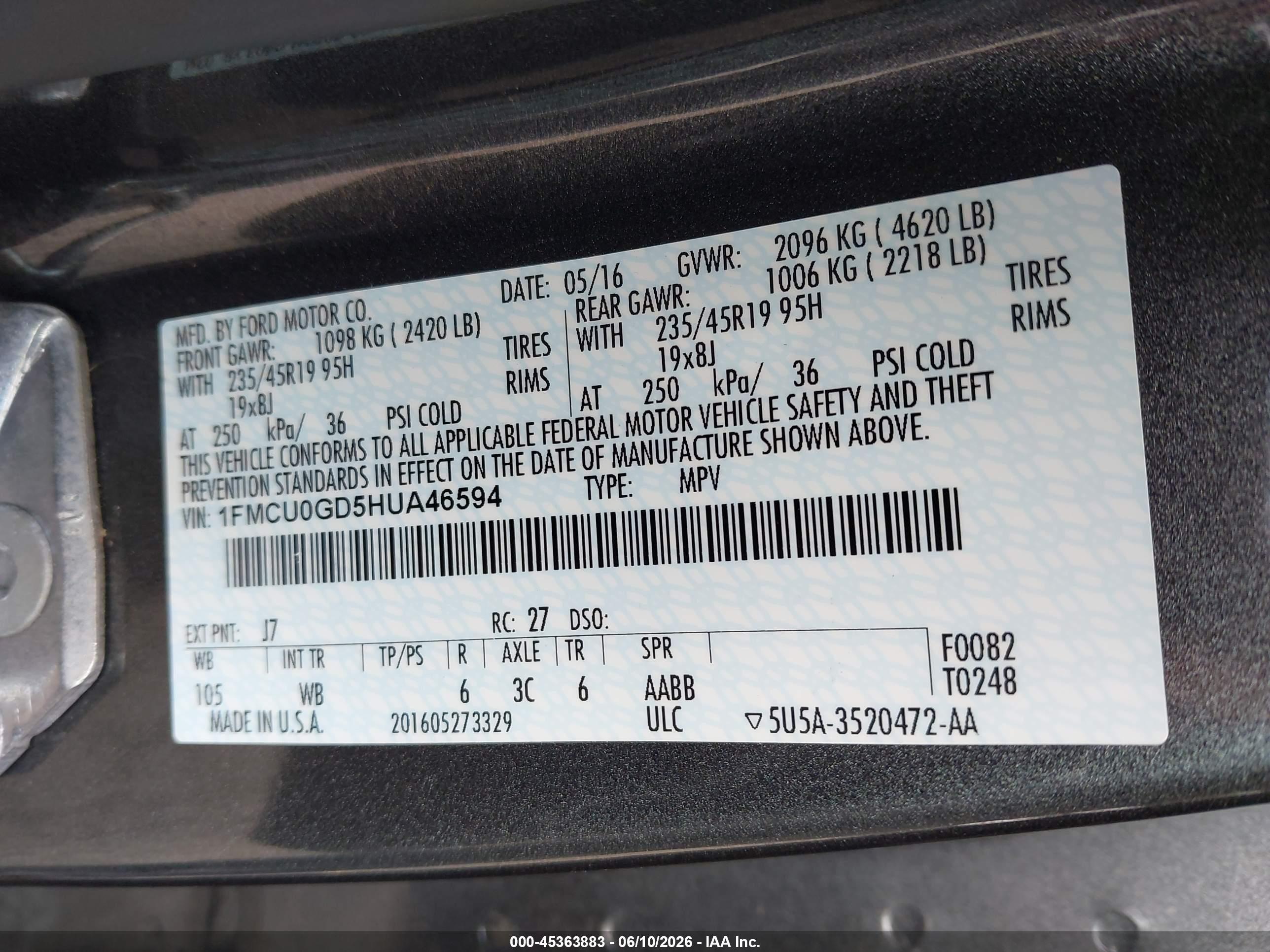 2017 Ford Escape VIN 1FMCU0GD5HUA46594 IAAI salvage auction — Normal Wear, Clear-Dealer Only (Oregon), sold $1,625 on 2026-07-09 (photo 9)