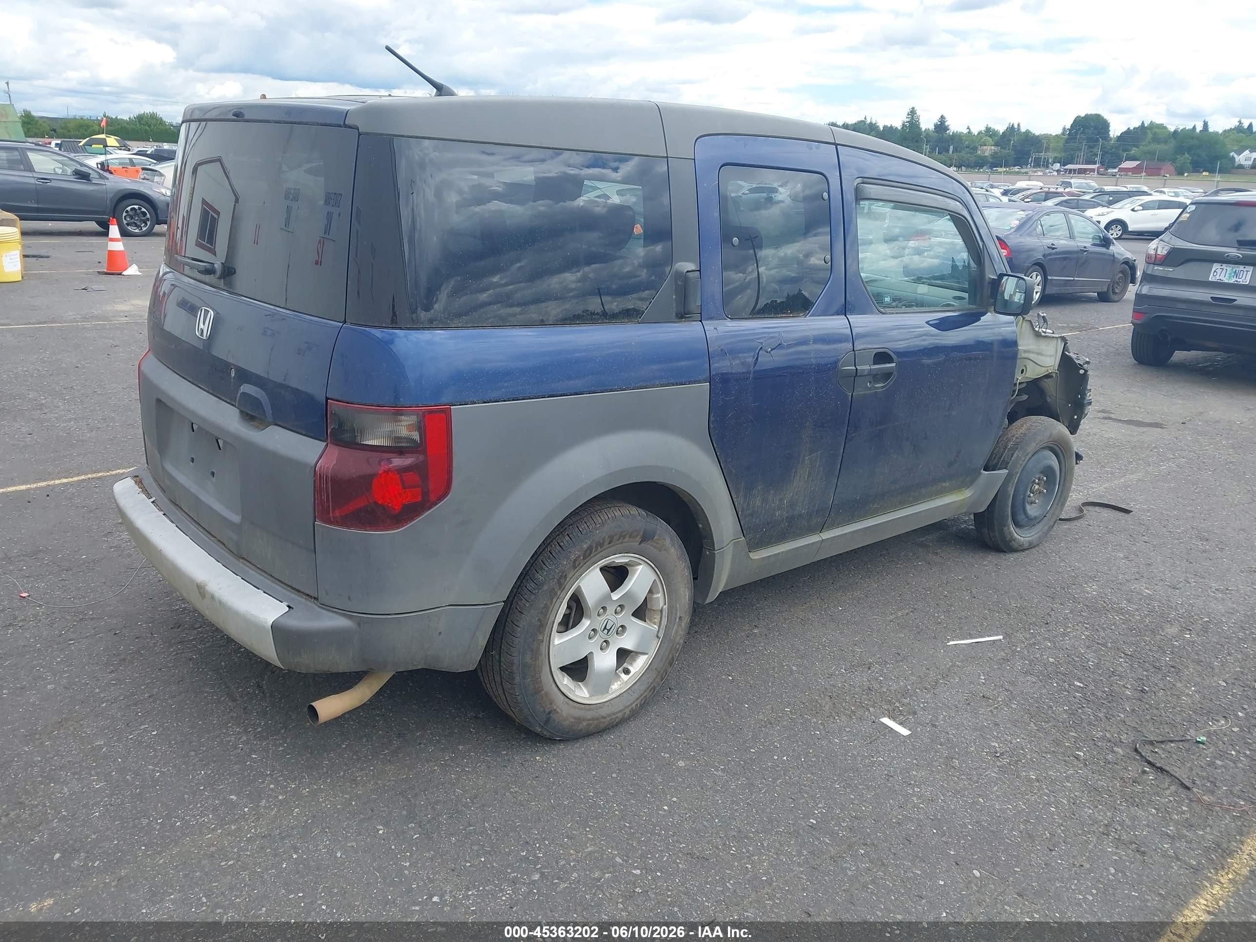2003 Honda Element VIN 5J6YH28553L011094 IAAI salvage auction — Normal Wear, Clear-Dealer Only (Oregon), sold $100 on 2026-07-09 (photo 4)