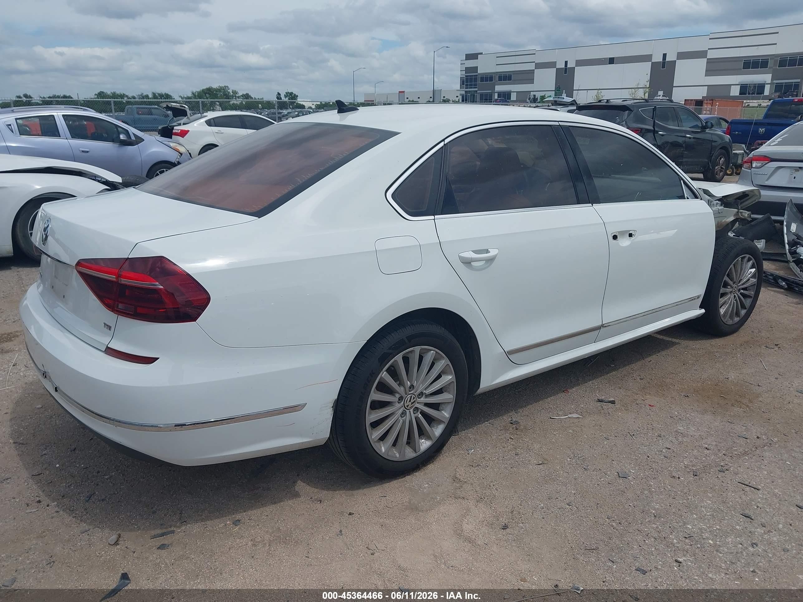 2017 Volkswagen Passat VIN 1VWBT7A34HC024424 IAAI salvage auction — Front End, Original (Texas), sold $2,400 on 2026-09-11 (photo 4)