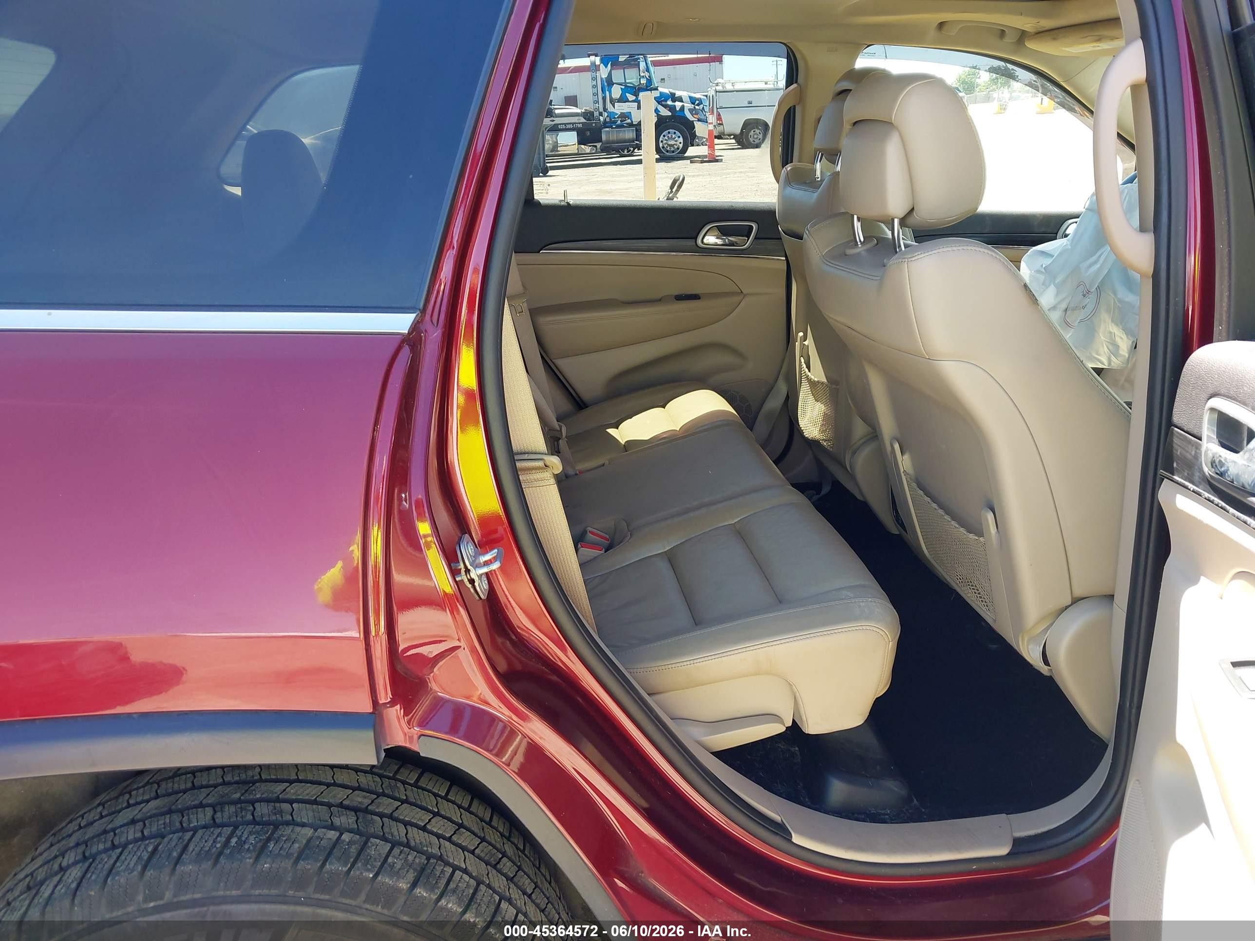 2020 Jeep Grand Cherokee VIN 1C4RJFBG8LC434008 IAAI salvage auction — Normal Wear, Clear - Dealer Only (California), sold $1,900 on 2026-07-02 (photo 8)