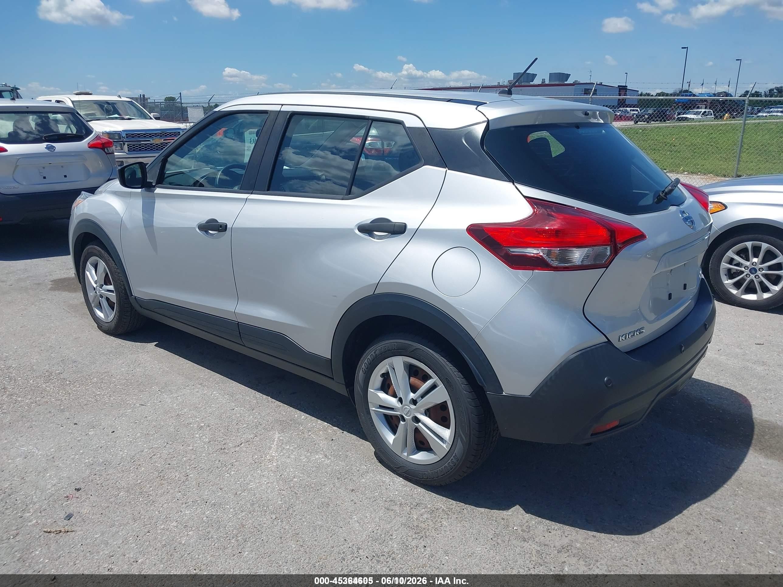 2020 Nissan Kicks VIN 3N1CP5BV8LL532637 IAAI salvage auction — Normal Wear, SF97 (Illinois), sold $9,550 on 2026-07-09 (photo 3)