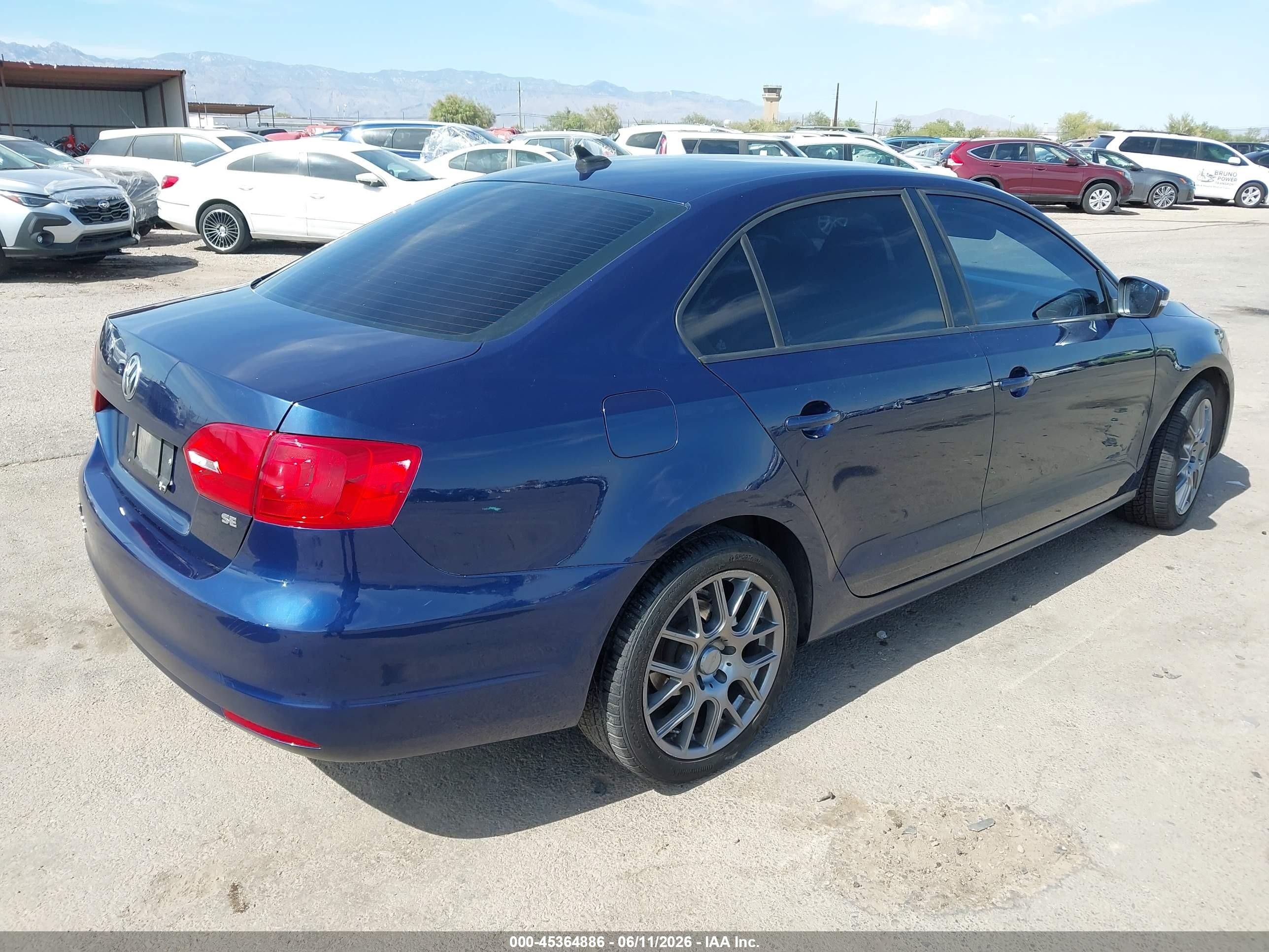 2014 Volkswagen Jetta VIN 3VWD17AJ8EM263997 IAAI salvage auction — Undercarriage, Salvage (Arizona), sold $550 on 2026-07-09 (photo 4)