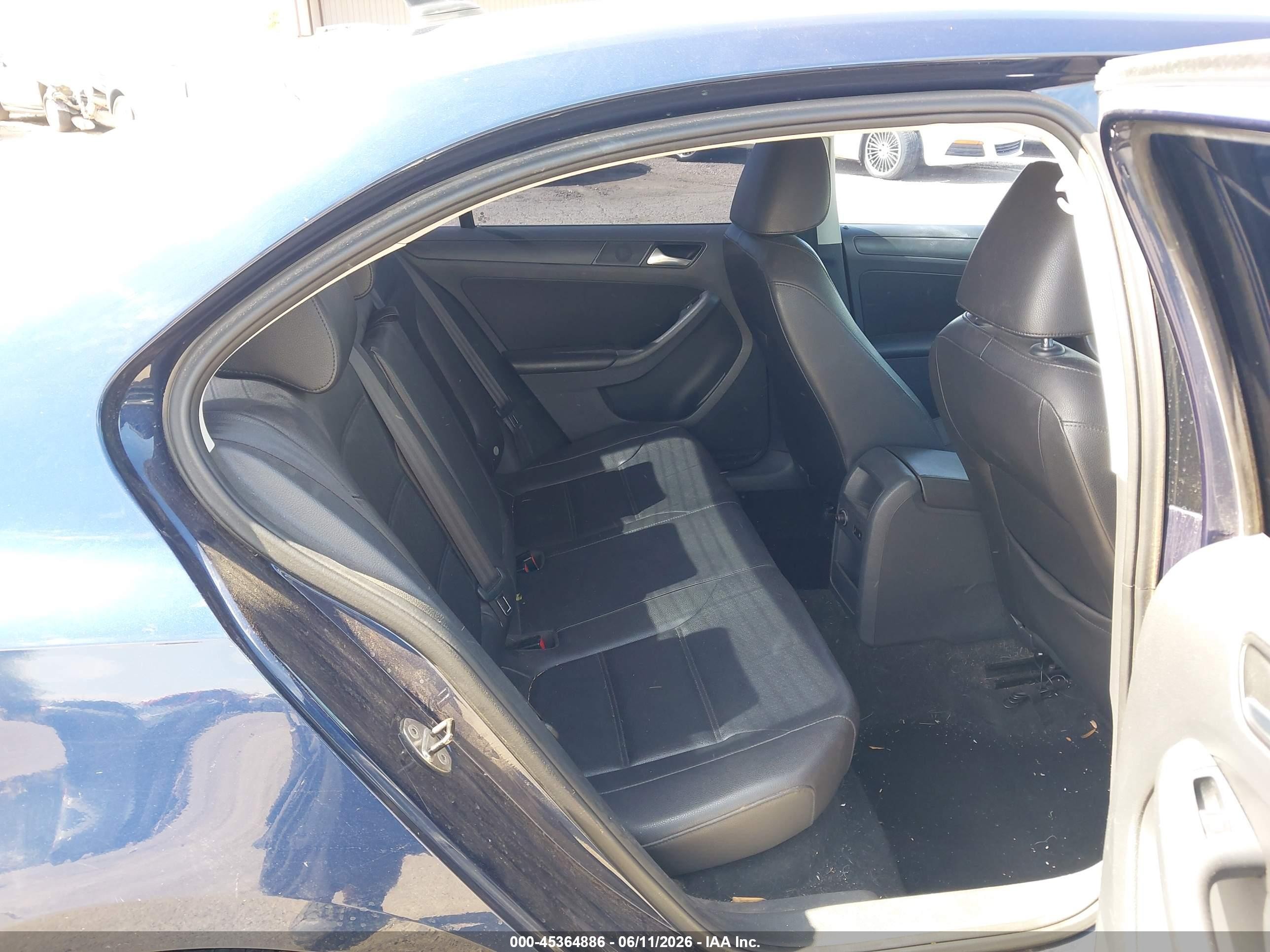 2014 Volkswagen Jetta VIN 3VWD17AJ8EM263997 IAAI salvage auction — Undercarriage, Salvage (Arizona), sold $550 on 2026-07-09 (photo 8)