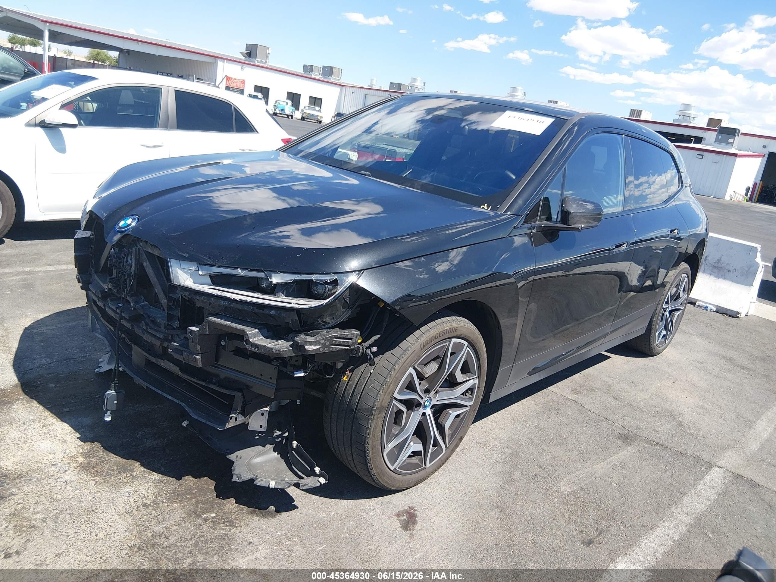 2025 BMW Ix VIN WB523CF03SCU80752 IAAI salvage auction — Front End, Salvage (Idaho), sold $29,000 on 2026-10-06 (photo 2)
