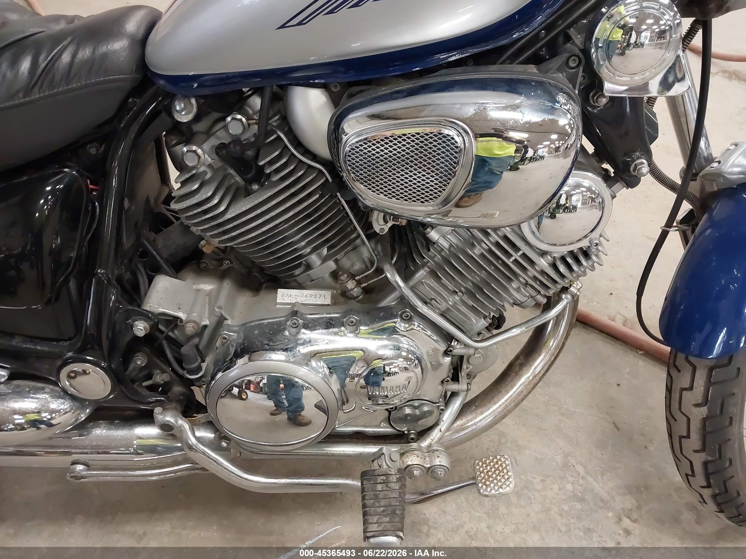 1996 Yamaha XV750 VIN JYA3ALE02TA049571 IAAI salvage auction — Normal Wear, Original (Maine), sold $25 on 2026-06-29 (photo 8)