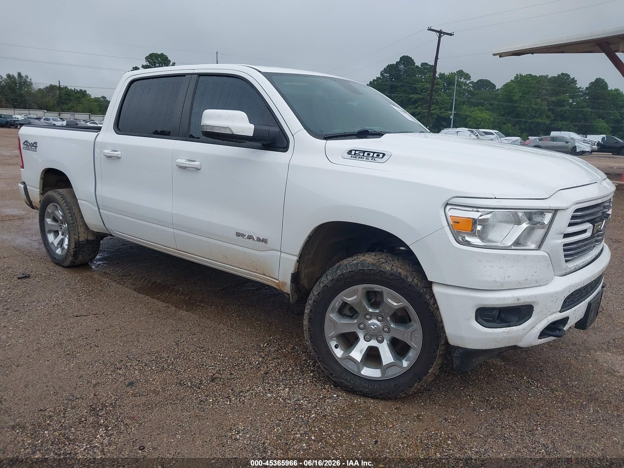 2020 Ram 1500 VIN 1C6SRFFTXLN103413 — IAAI salvage auction photo