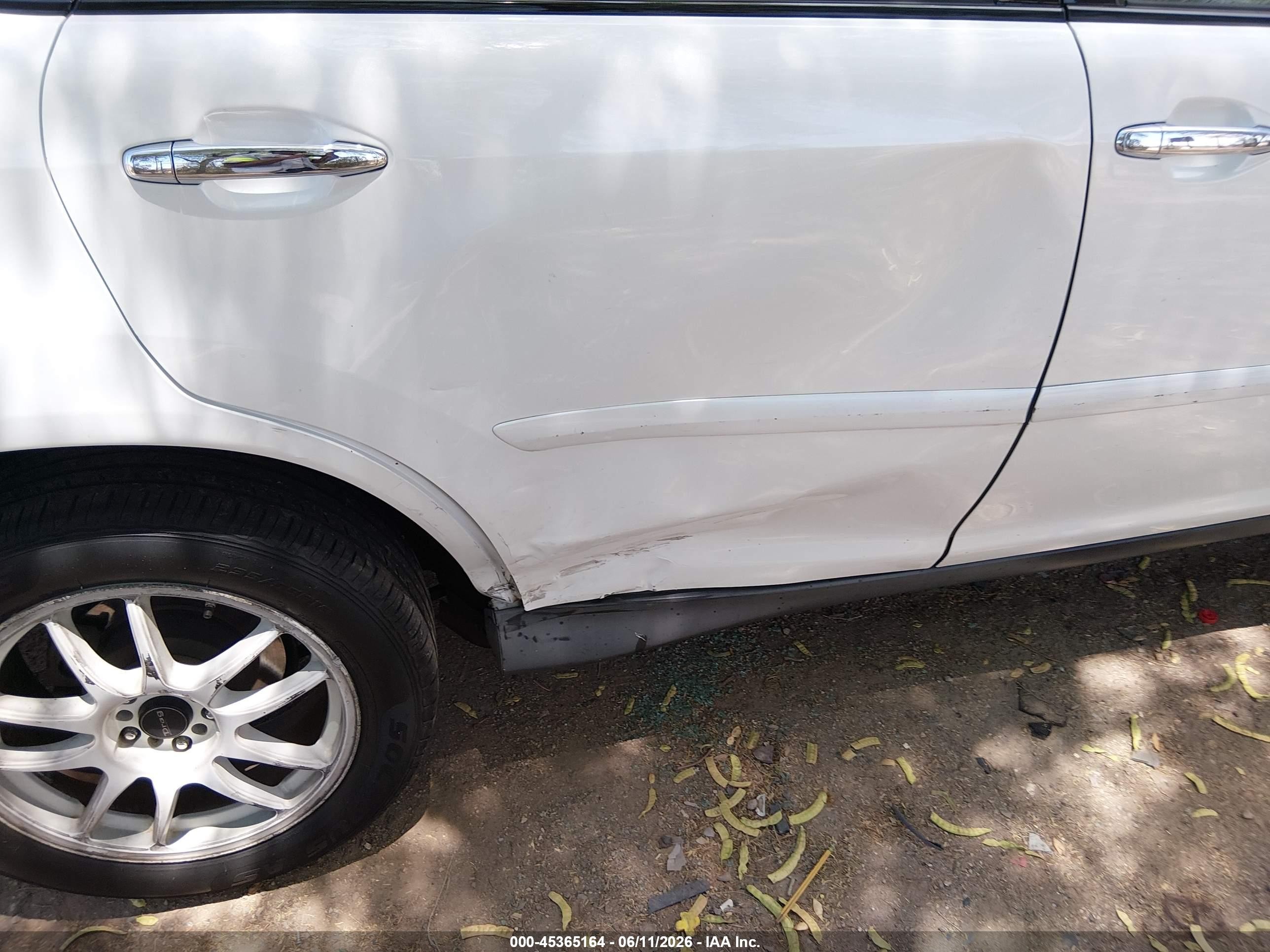 2008 Lexus RX 350 VIN 2T2HK31U68C063665 IAAI salvage auction — Side, Salvage (Arizona), sold $1,725 on 2026-07-09 (photo 6)