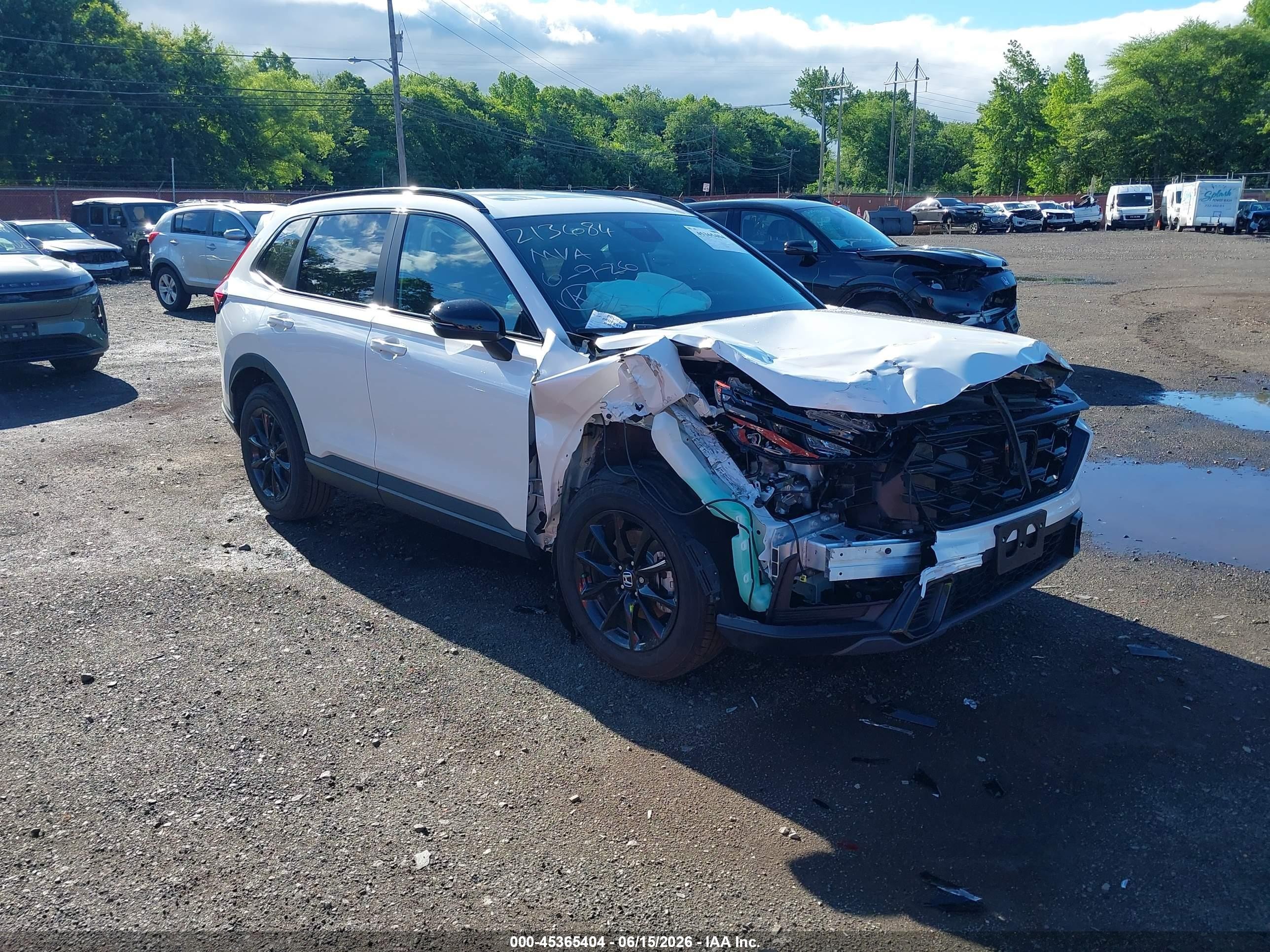 2026 Honda CR-V VIN 7FARS6H57TE070870 — IAAI salvage auction photo