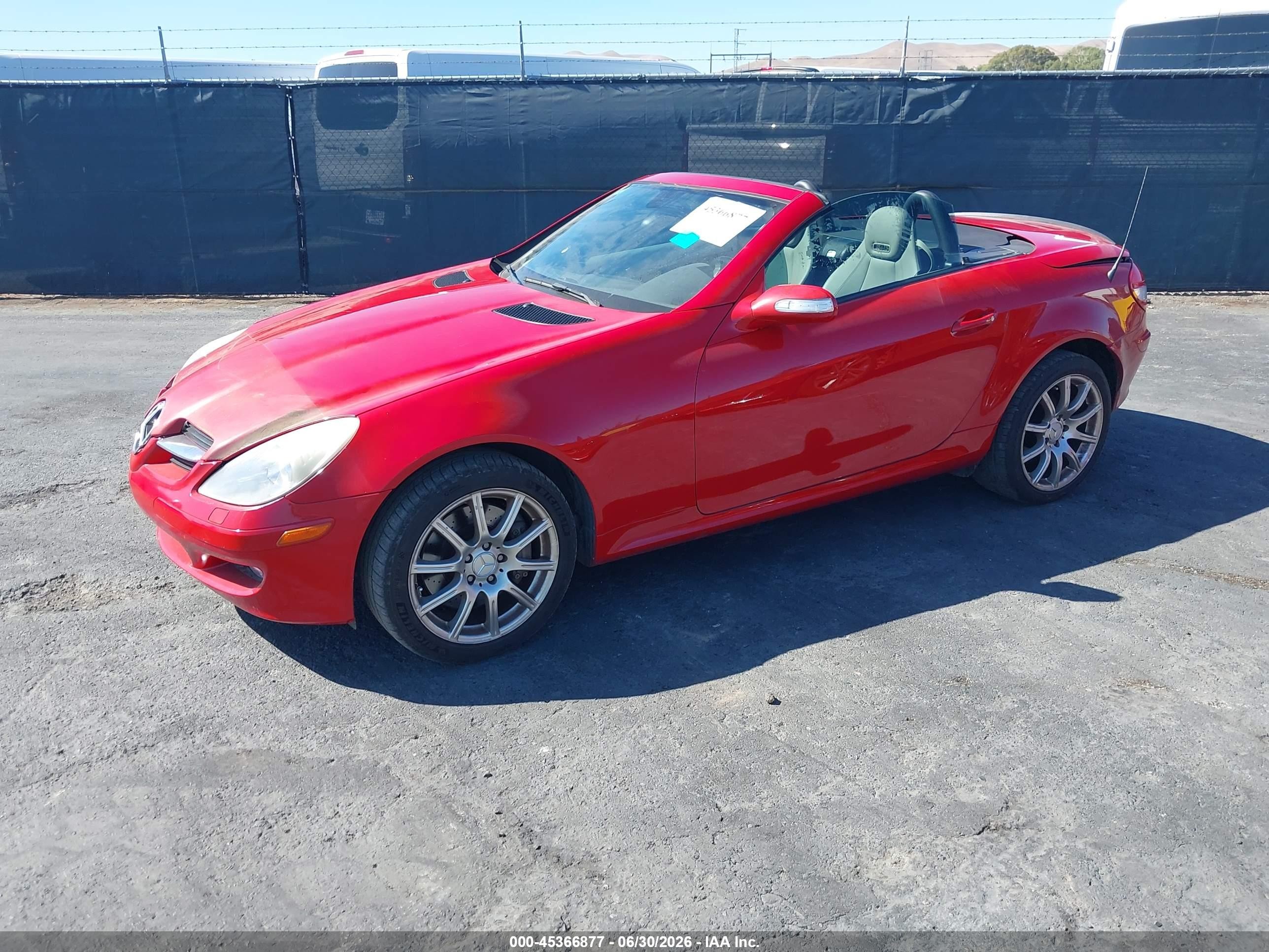 2006 Mercedes-Benz SLK-Class VIN WDBWK56F76F082729 IAAI salvage auction — Rear End, Salvage (California), sold $1,800 on 2026-07-09 (photo 2)