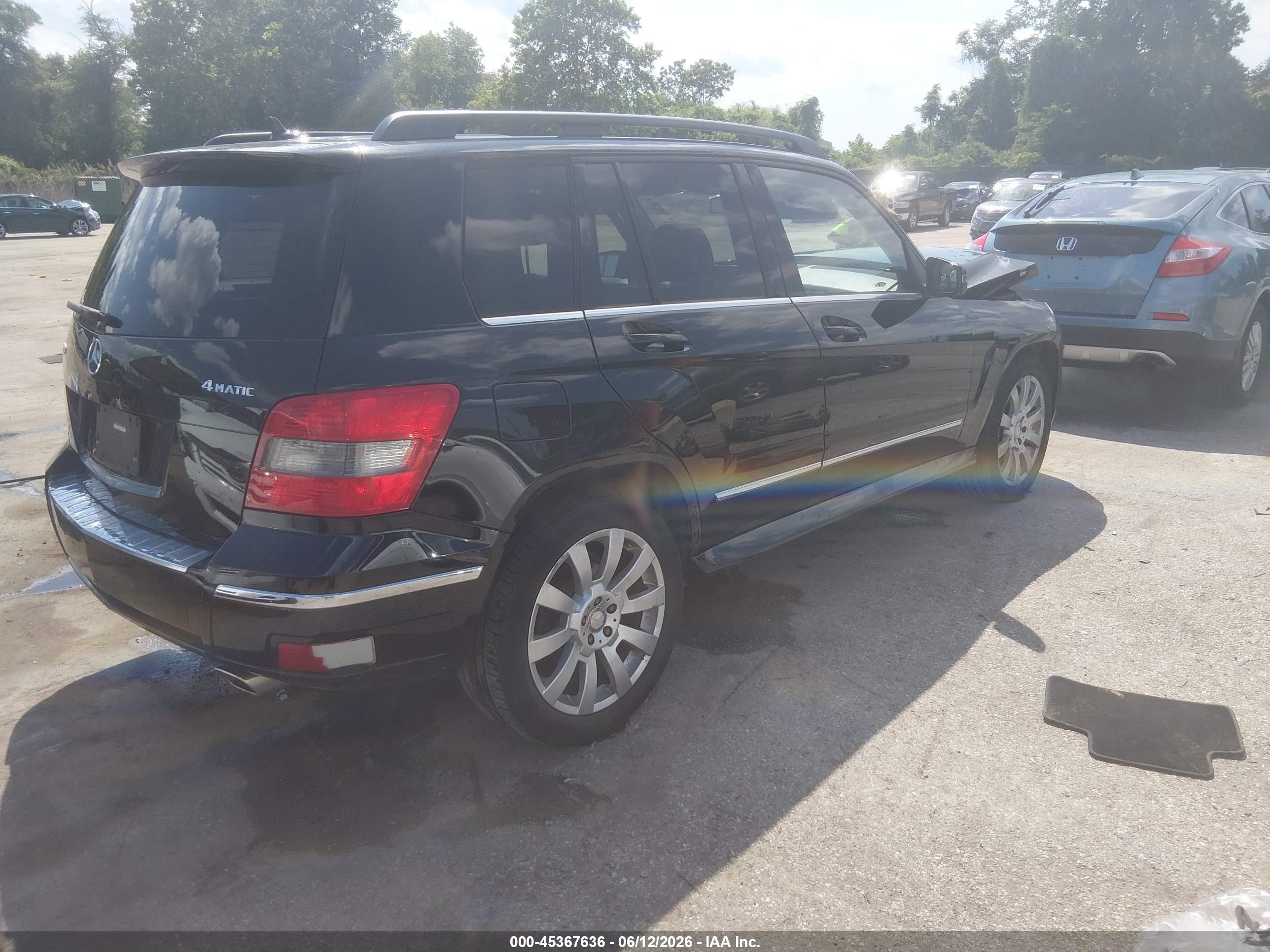 2010 Mercedes-Benz GLK-Class VIN WDCGG8HB9AF421187 IAAI salvage auction — Front End, Salvage - Greater Than 75% (Maryland), sold $1,050 on 2026-07-11 (photo 4)