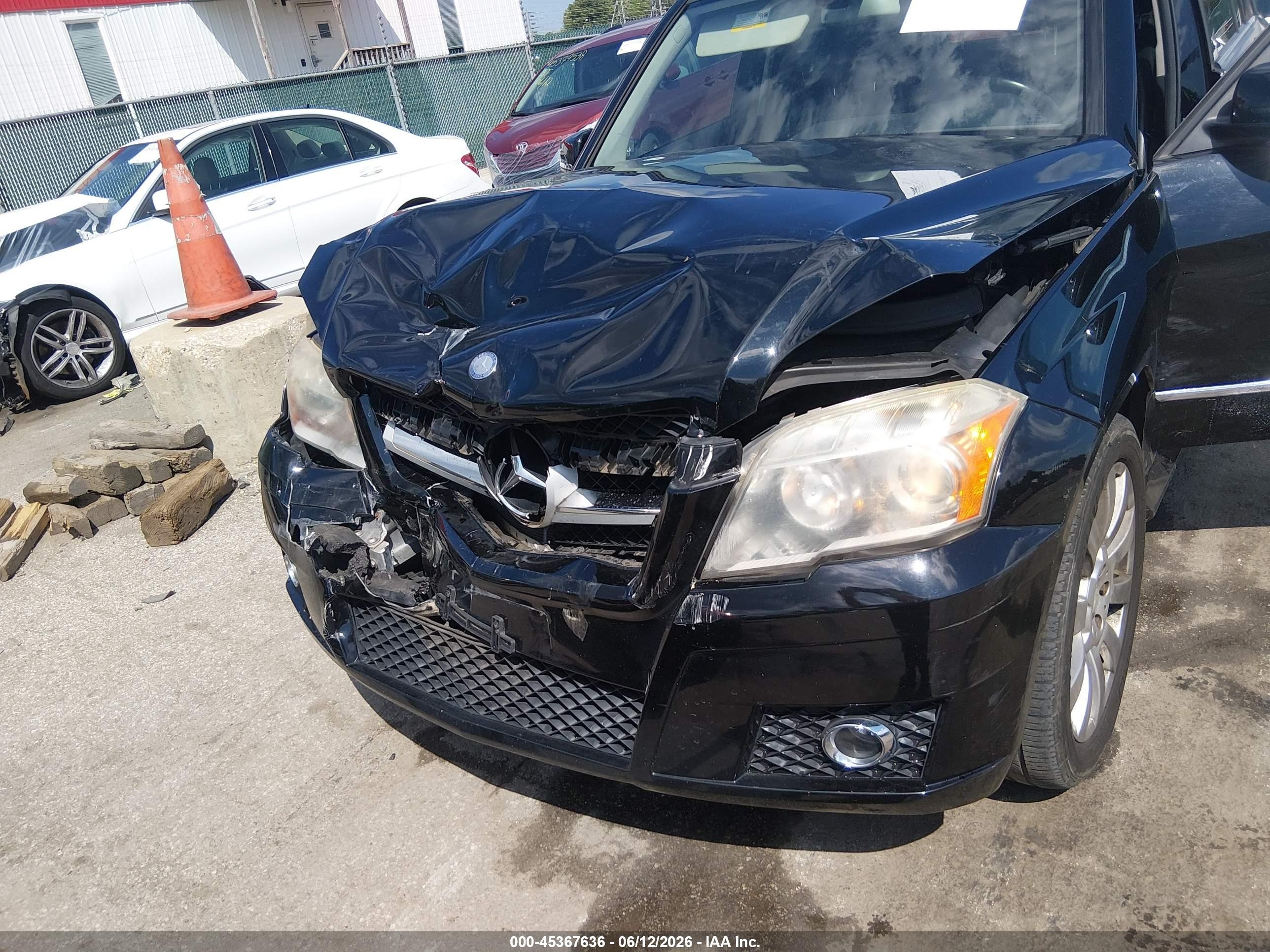 2010 Mercedes-Benz GLK-Class VIN WDCGG8HB9AF421187 IAAI salvage auction — Front End, Salvage - Greater Than 75% (Maryland), sold $1,050 on 2026-07-11 (photo 6)