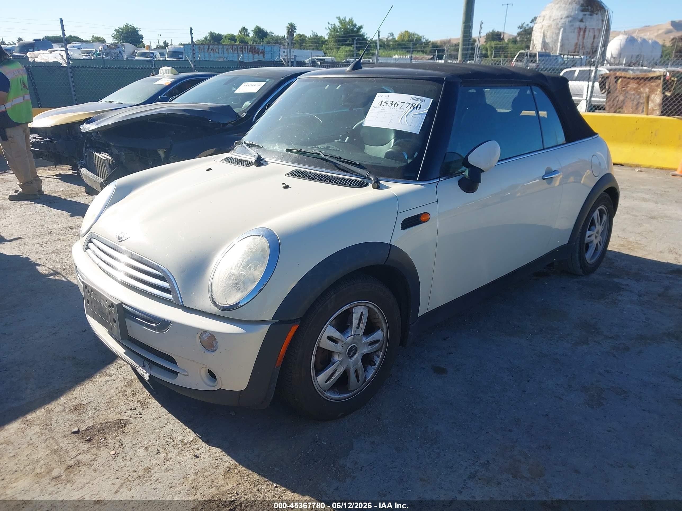 2008 Mini Cooper VIN WMWRF33568TG19159 IAAI salvage auction — Normal Wear, App For Dup Clear (California), sold $350 on 2026-07-09 (photo 2)
