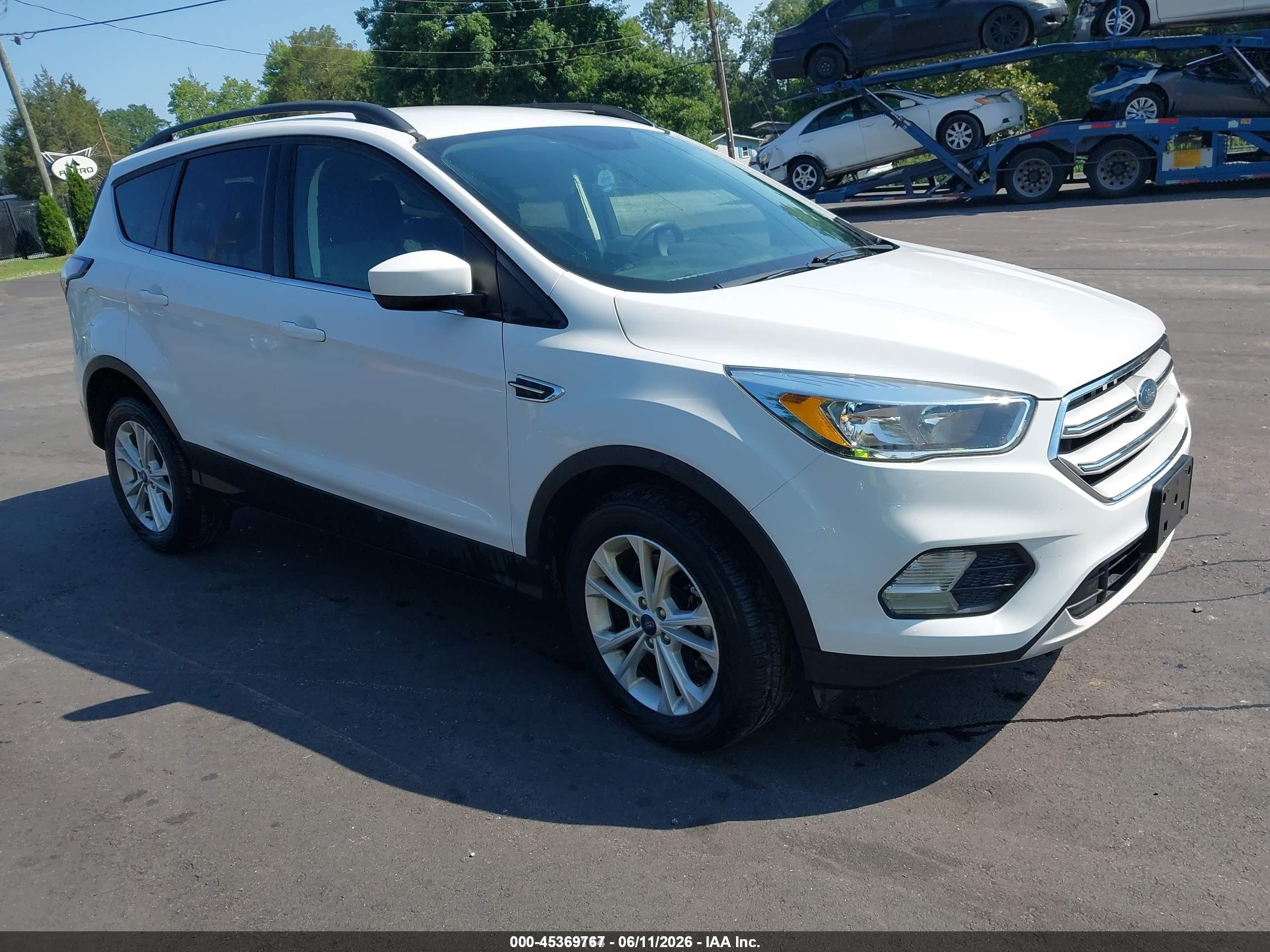 2018 Ford Escape VIN 1FMCU9GD5JUD08754 — IAAI salvage auction photo