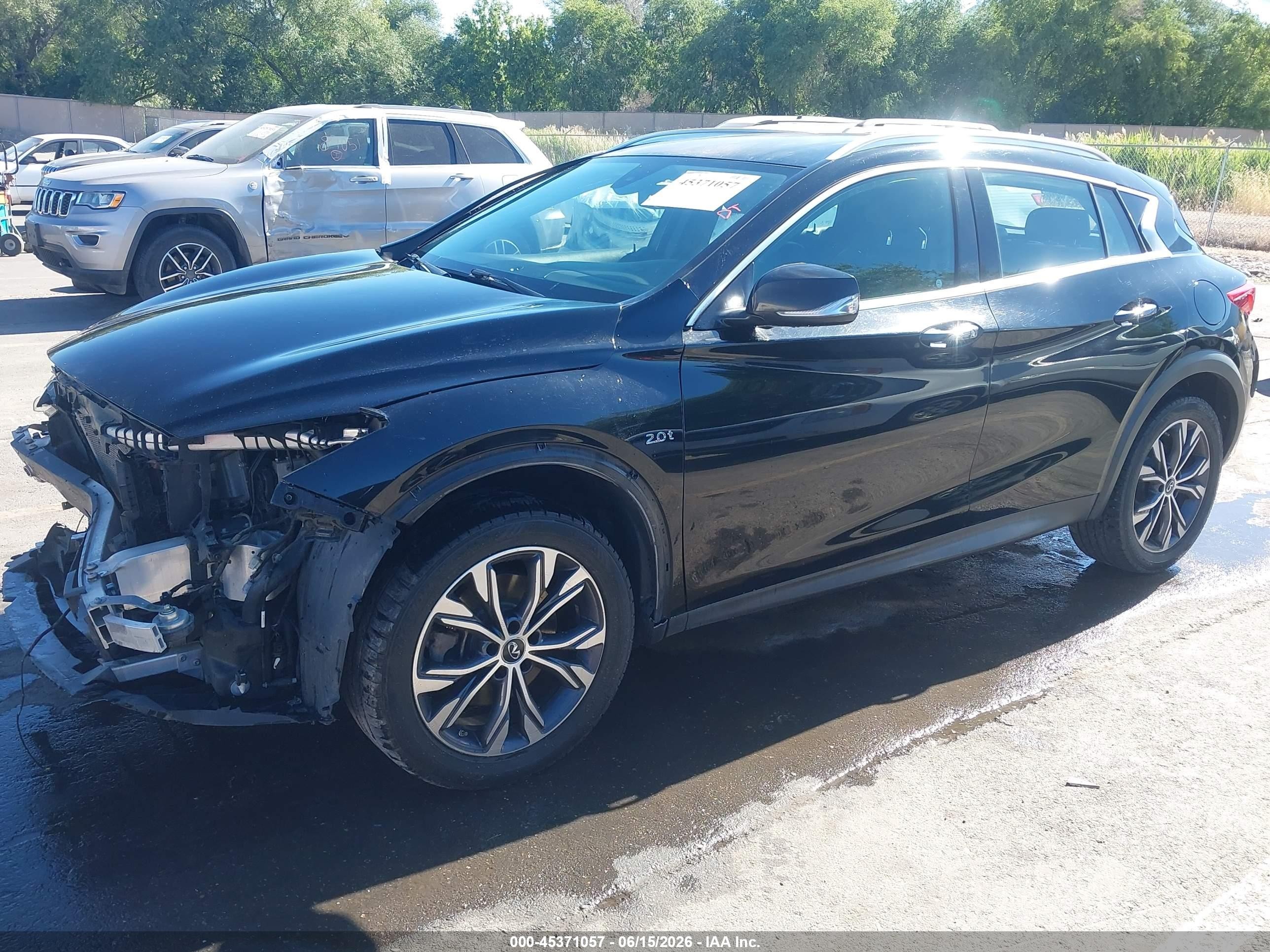 2017 Infiniti QX30 VIN SJKCH5CRXHA025567 IAAI salvage auction — Front End, Salvage (Idaho), sold $1,050 on 2026-07-09 (photo 2)