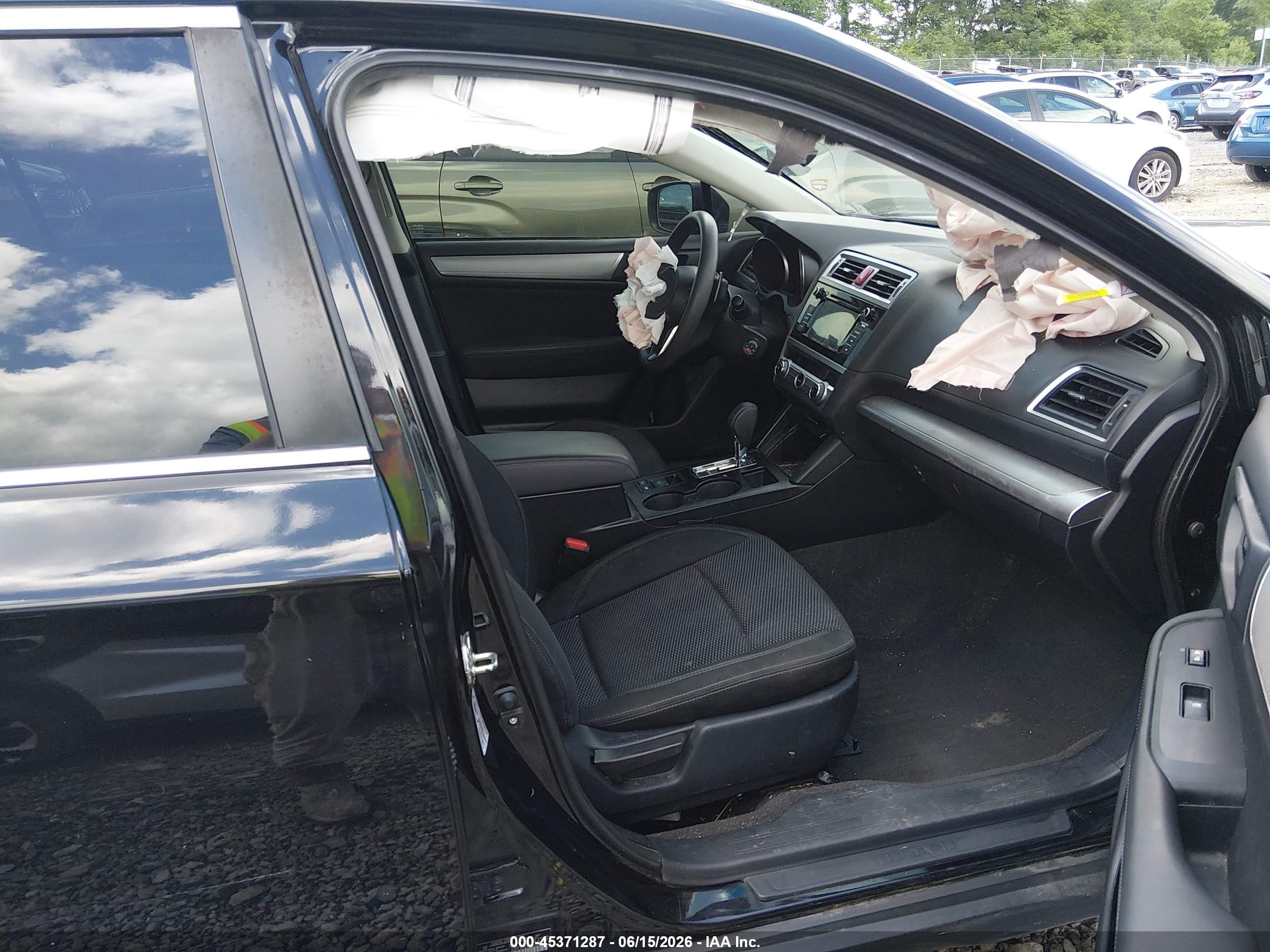 2019 Subaru Outback VIN 4S4BSABC4K3355153 IAAI salvage auction — Unknown, Salvage (West Virginia), sold $425 on 2026-09-09 (photo 5)
