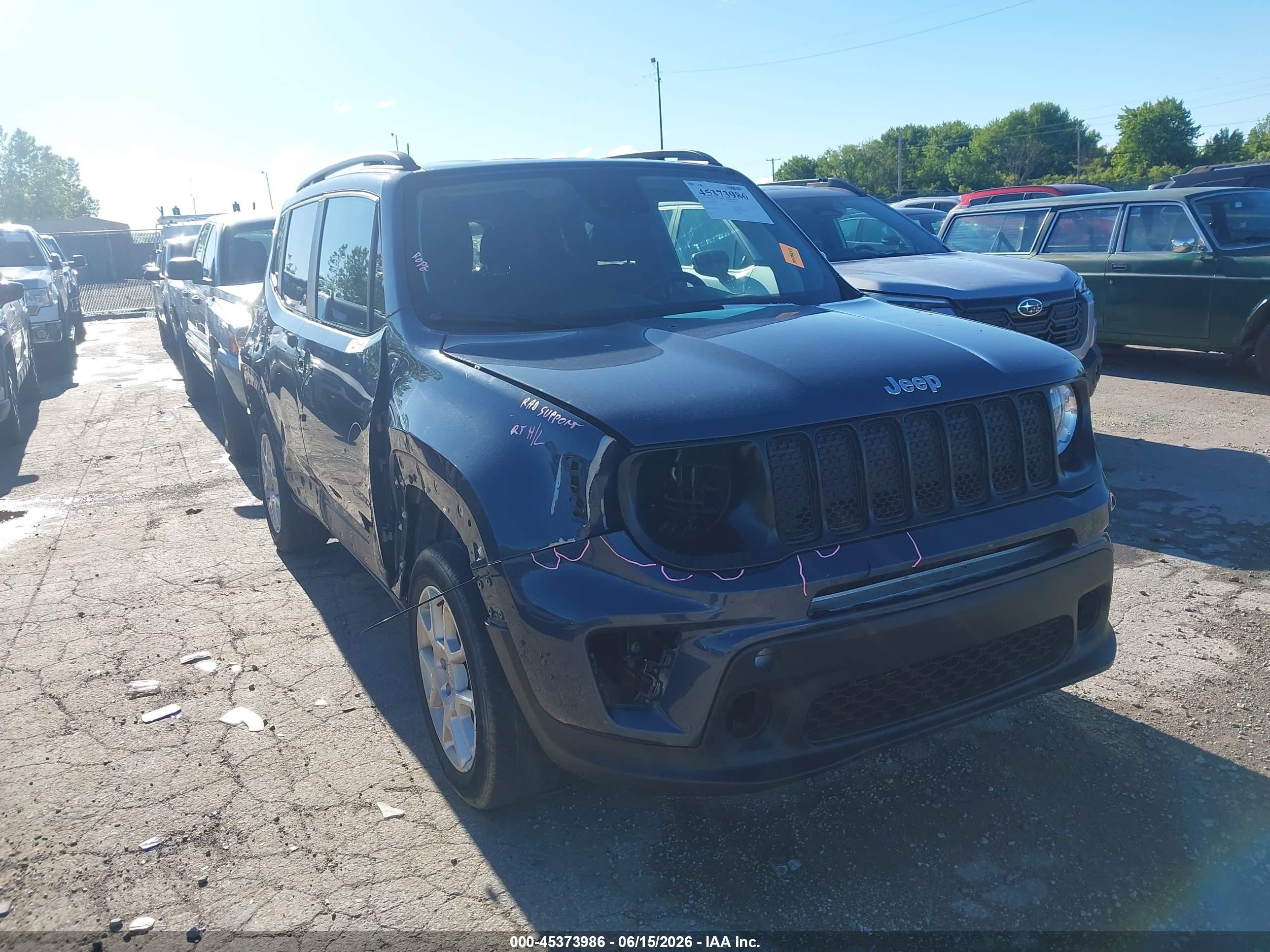 2021 Jeep Renegade VIN ZACNJDBB1MPN13697 IAAI salvage auction — Side, Salvage (Ohio), sold $1,500 on 2026-09-22 (photo 1)