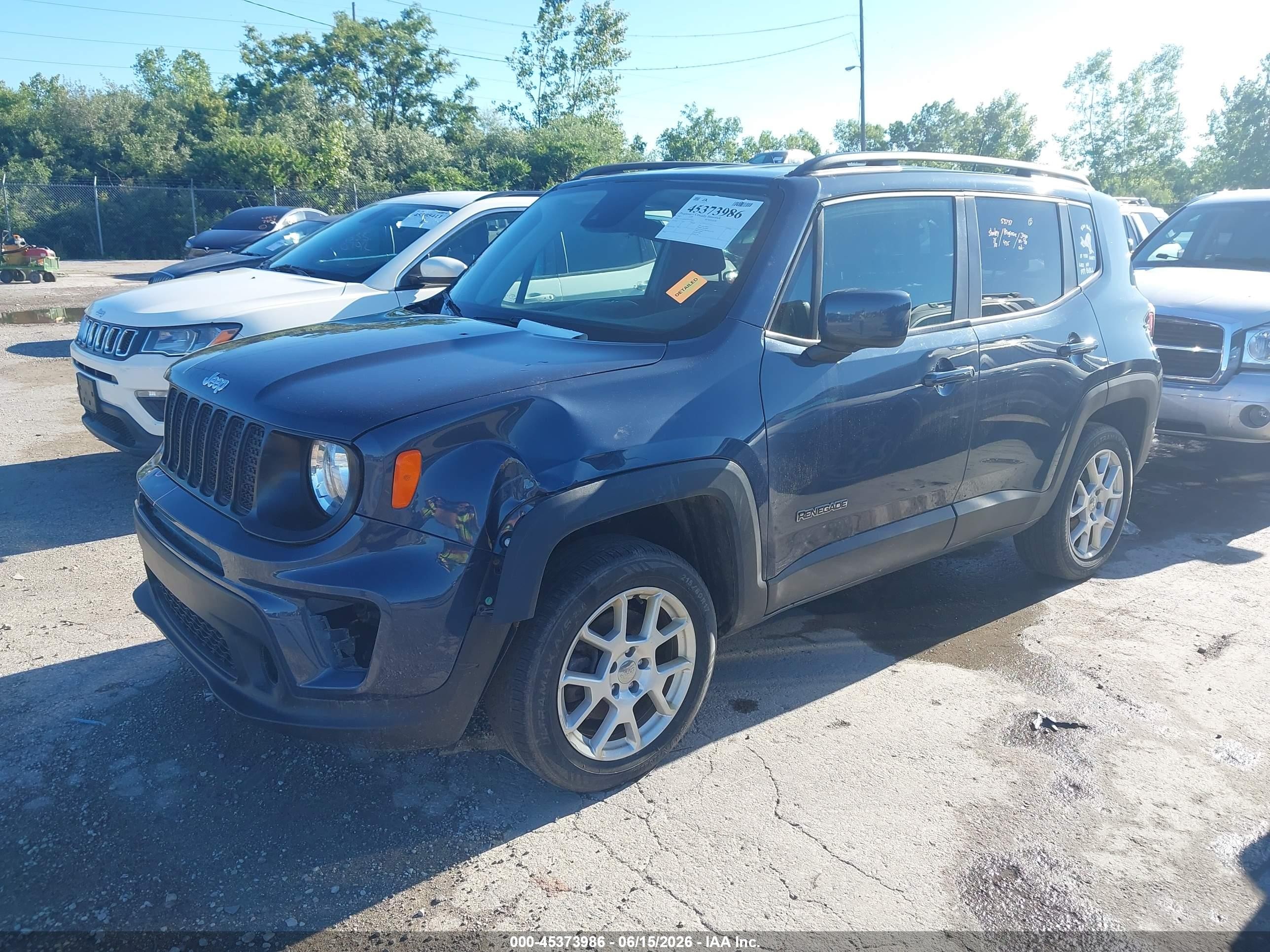 2021 Jeep Renegade VIN ZACNJDBB1MPN13697 IAAI salvage auction — Side, Salvage (Ohio), sold $1,500 on 2026-09-22 (photo 2)