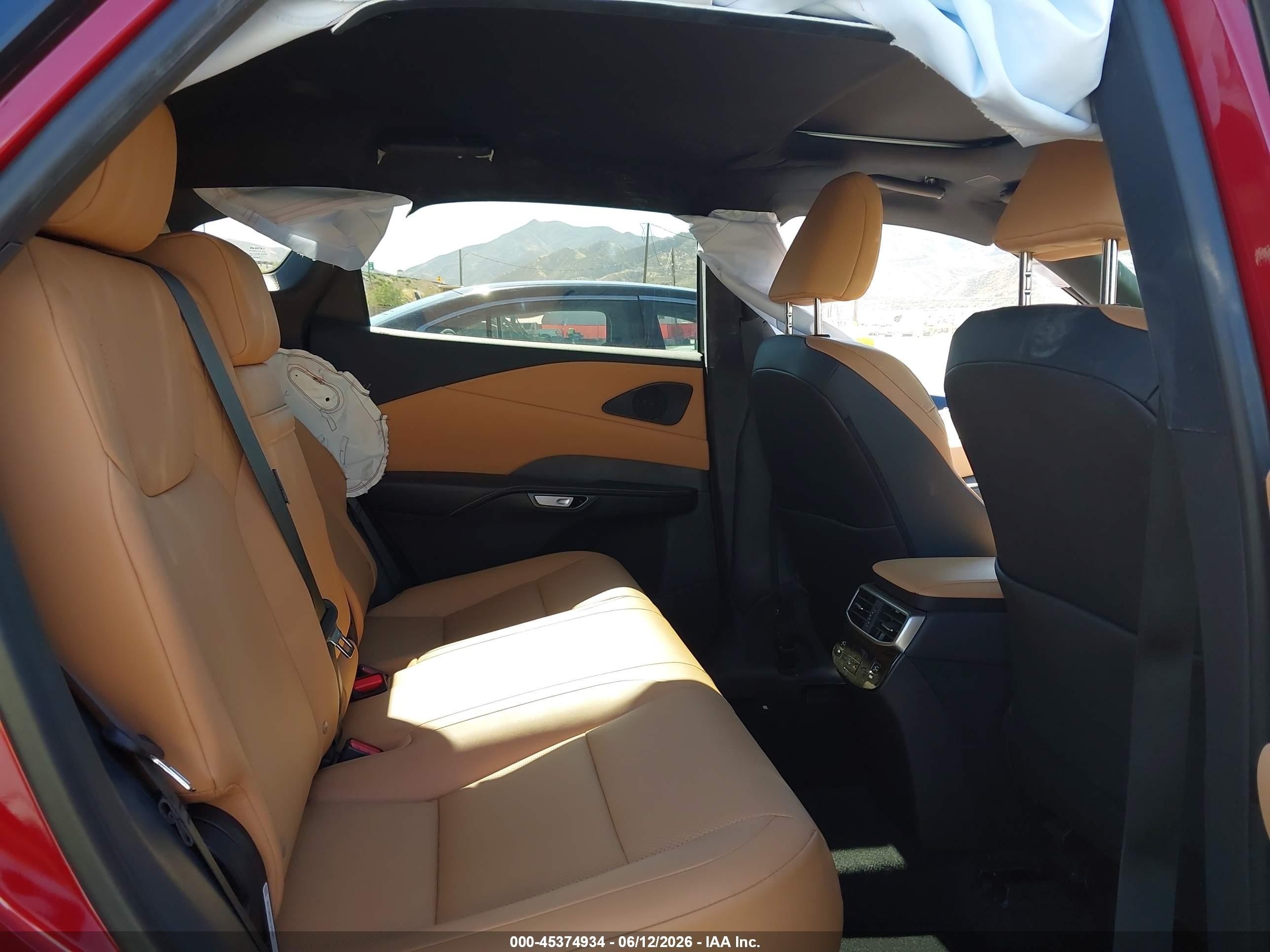 2025 Lexus Rx VIN 2T2BBMCA2SC102807 IAAI salvage auction — Side, Salvage (California), sold $13,200 on 2026-08-17 (photo 8)