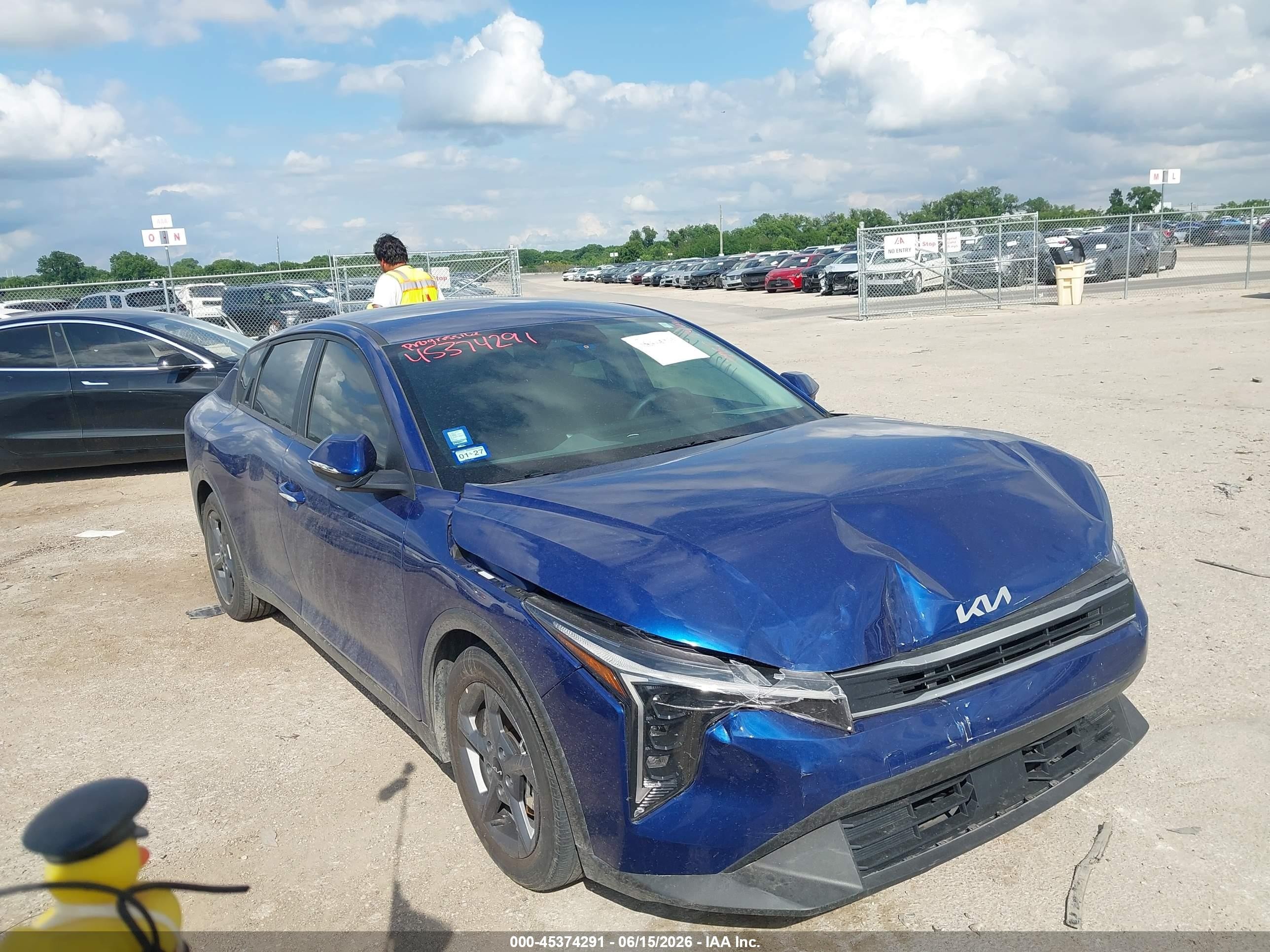 2025 Kia K4 VIN 3KPFT4DE8SE044613 — IAAI salvage auction photo