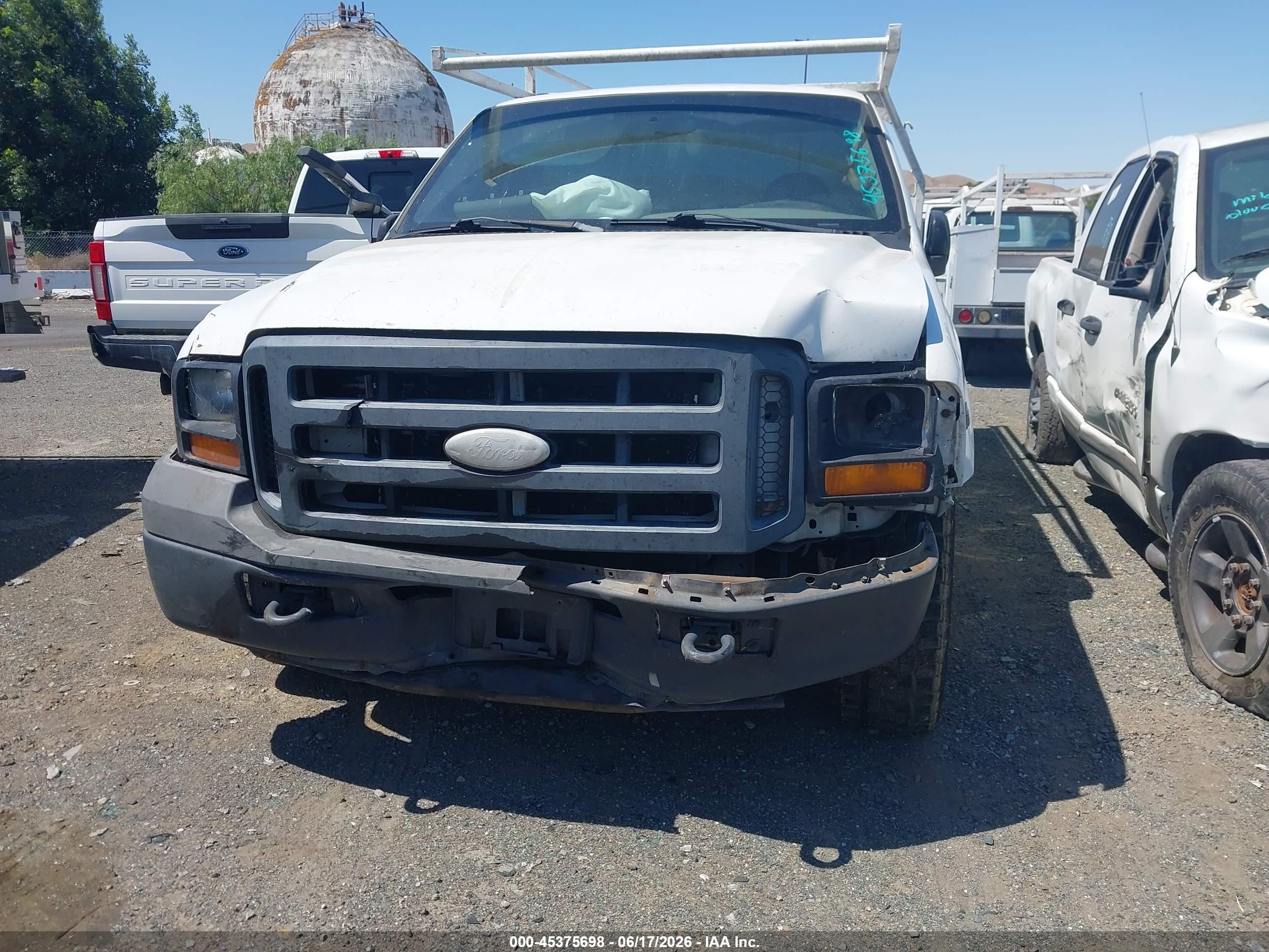 2006 Ford F-350 VIN 1FTWF30Y16EC19299 IAAI salvage auction — Front End, Salvage (California), sold $750 on 2026-07-09 (photo 6)