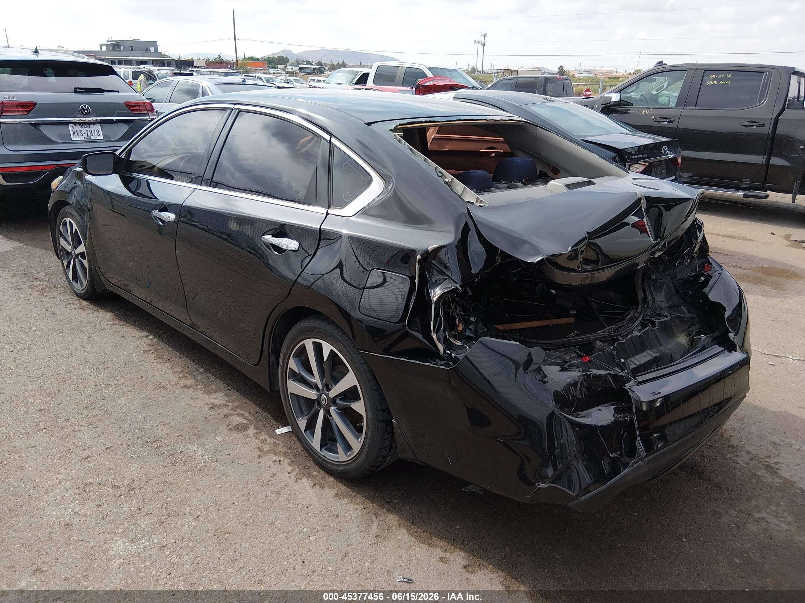 2017 Nissan Altima VIN 1N4AL3AP0HC262450 IAAI salvage auction — Rear End, Salvage (Texas), sold $975 on 2026-09-14 (photo 3)