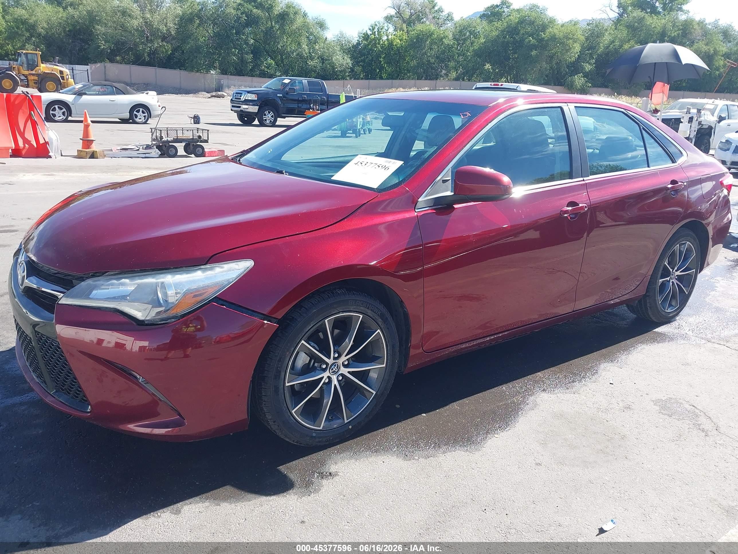 2016 Toyota Camry VIN 4T1BF1FK4GU533151 IAAI salvage auction — Side, Salvage (Utah), sold $5,600 on 2026-07-09 (photo 2)