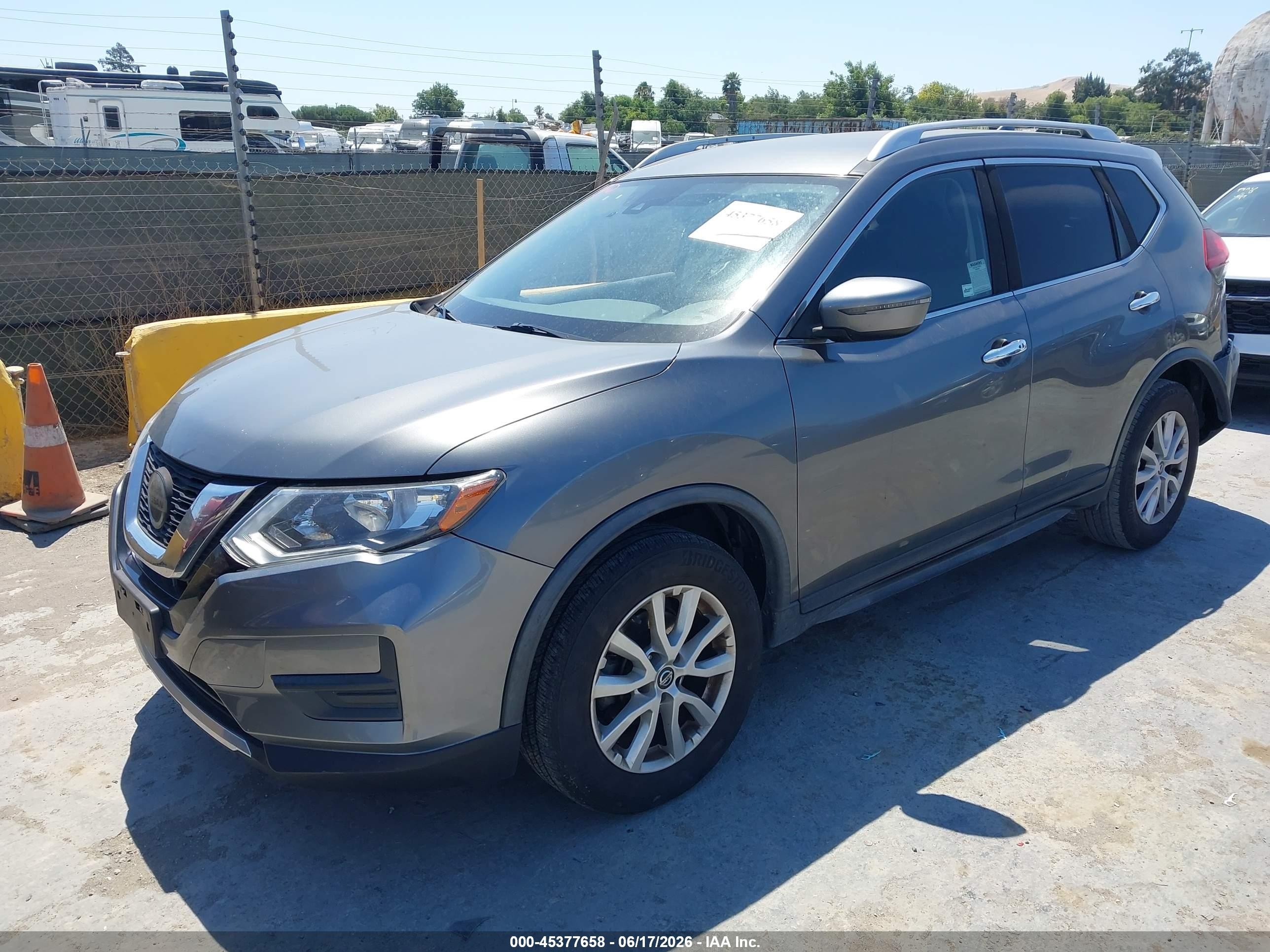 2019 Nissan Rogue VIN JN8AT2MTXKW254802 IAAI salvage auction — Rear End, Salvage (California), sold $2,050 on 2026-07-09 (photo 2)
