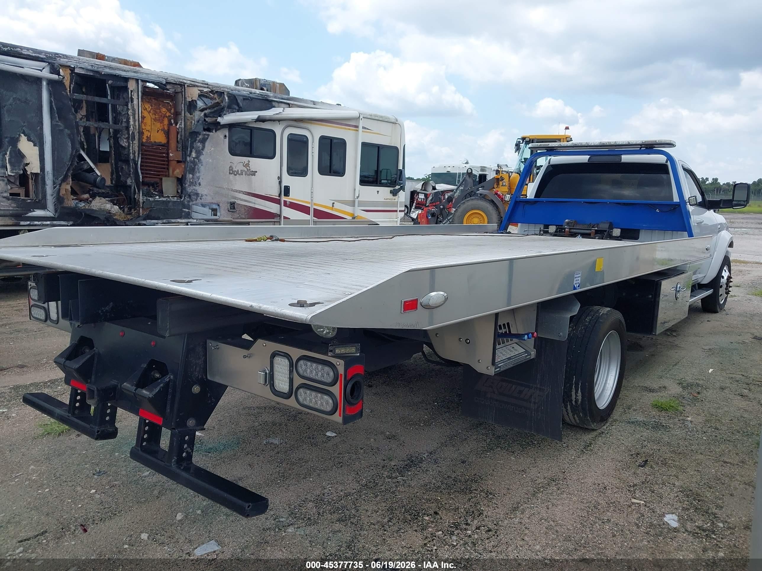 2022 Ram 5500 VIN 3C7WRMDL6NG205209 IAAI salvage auction — Unknown, Clear (Florida), sold $18,250 on 2026-07-01 (photo 4)
