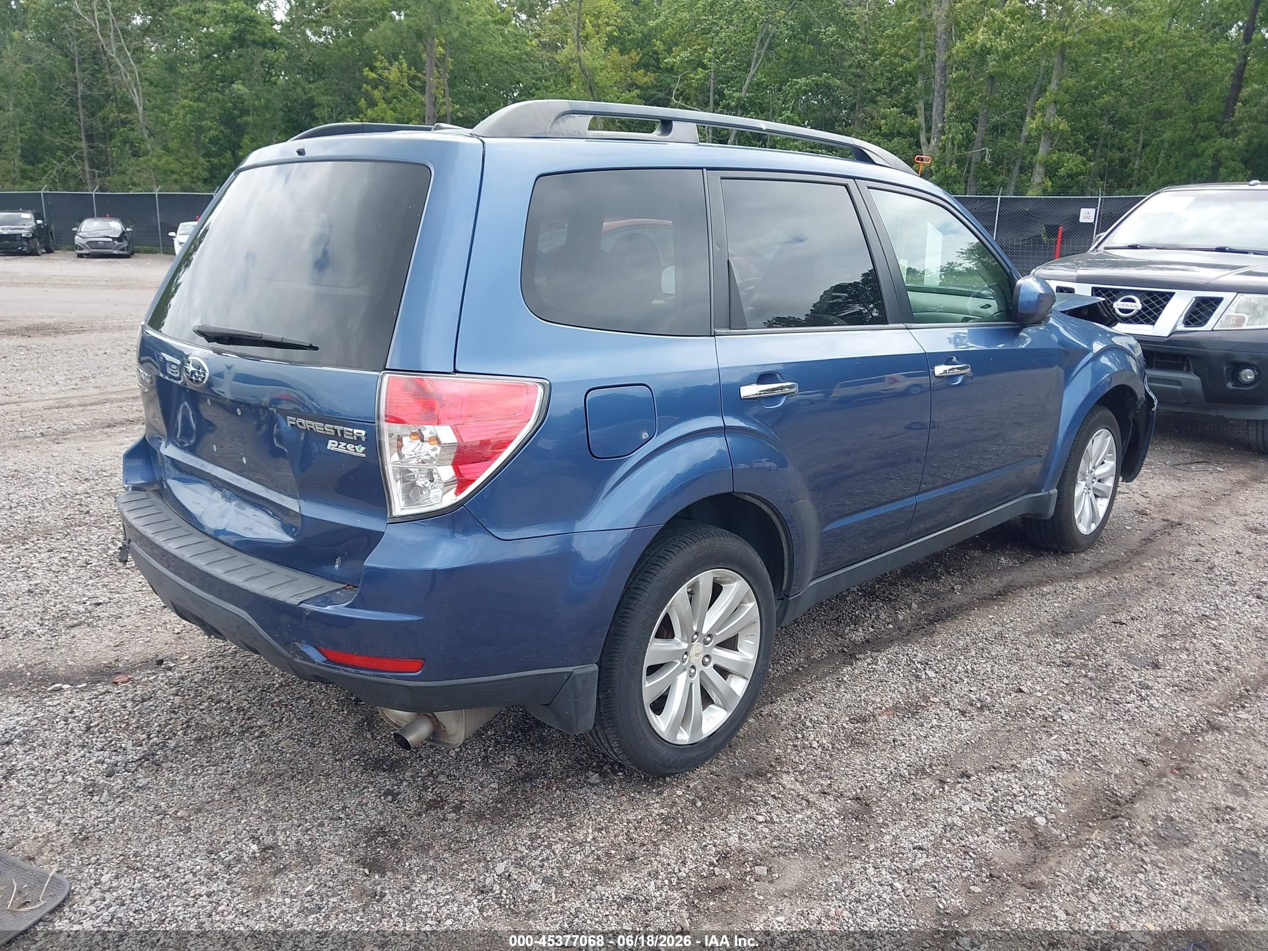 2013 Subaru Forester VIN JF2SHADCXDH435600 IAAI salvage auction — Front End, Salvage (South Carolina), sold $275 on 2026-09-09 (photo 4)