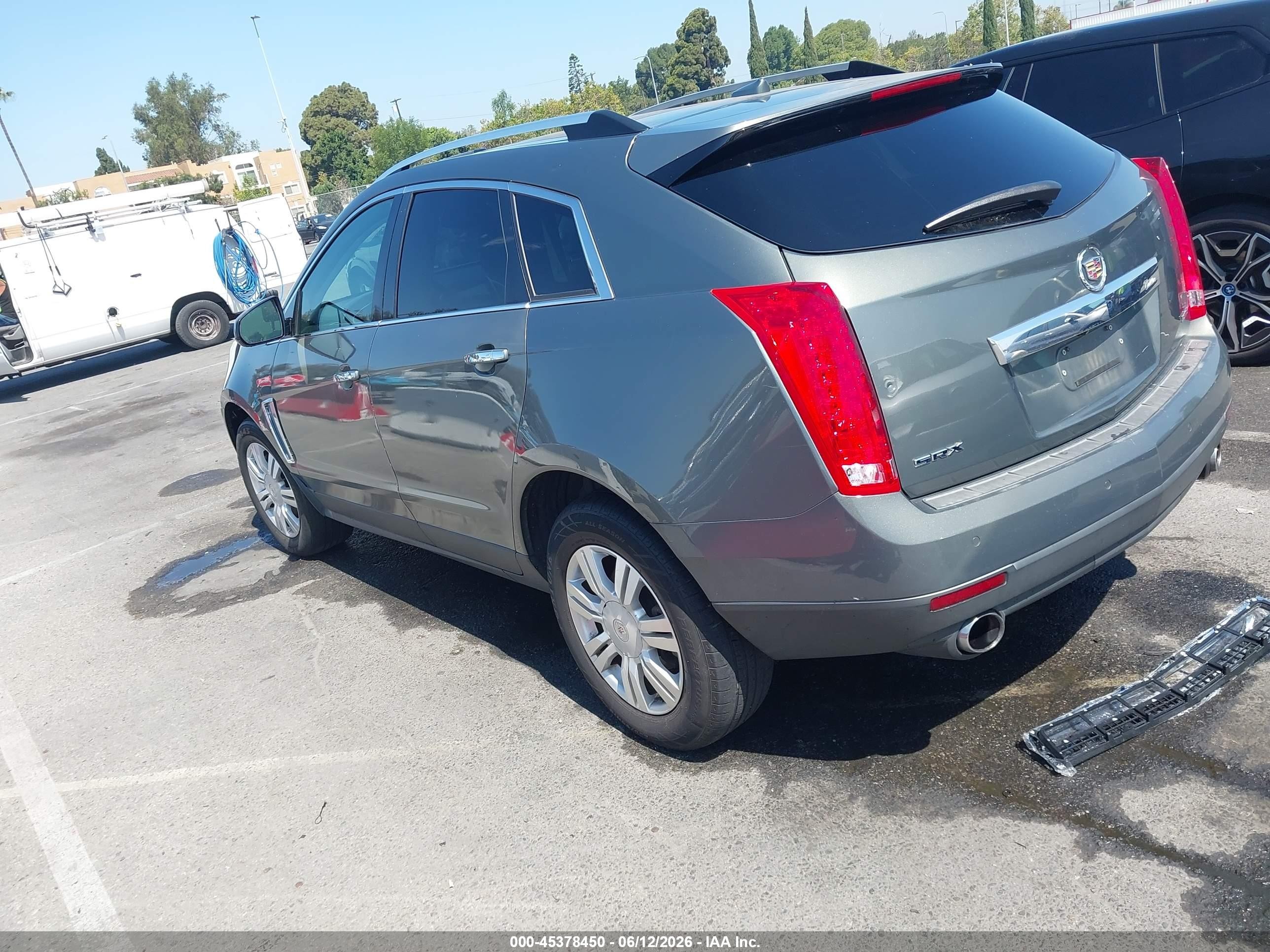 2013 Cadillac SRX VIN 3GYFNCE36DS621963 IAAI salvage auction — Normal Wear, Duplicate Paperwork (California), sold $300 on 2026-07-02 (photo 3)