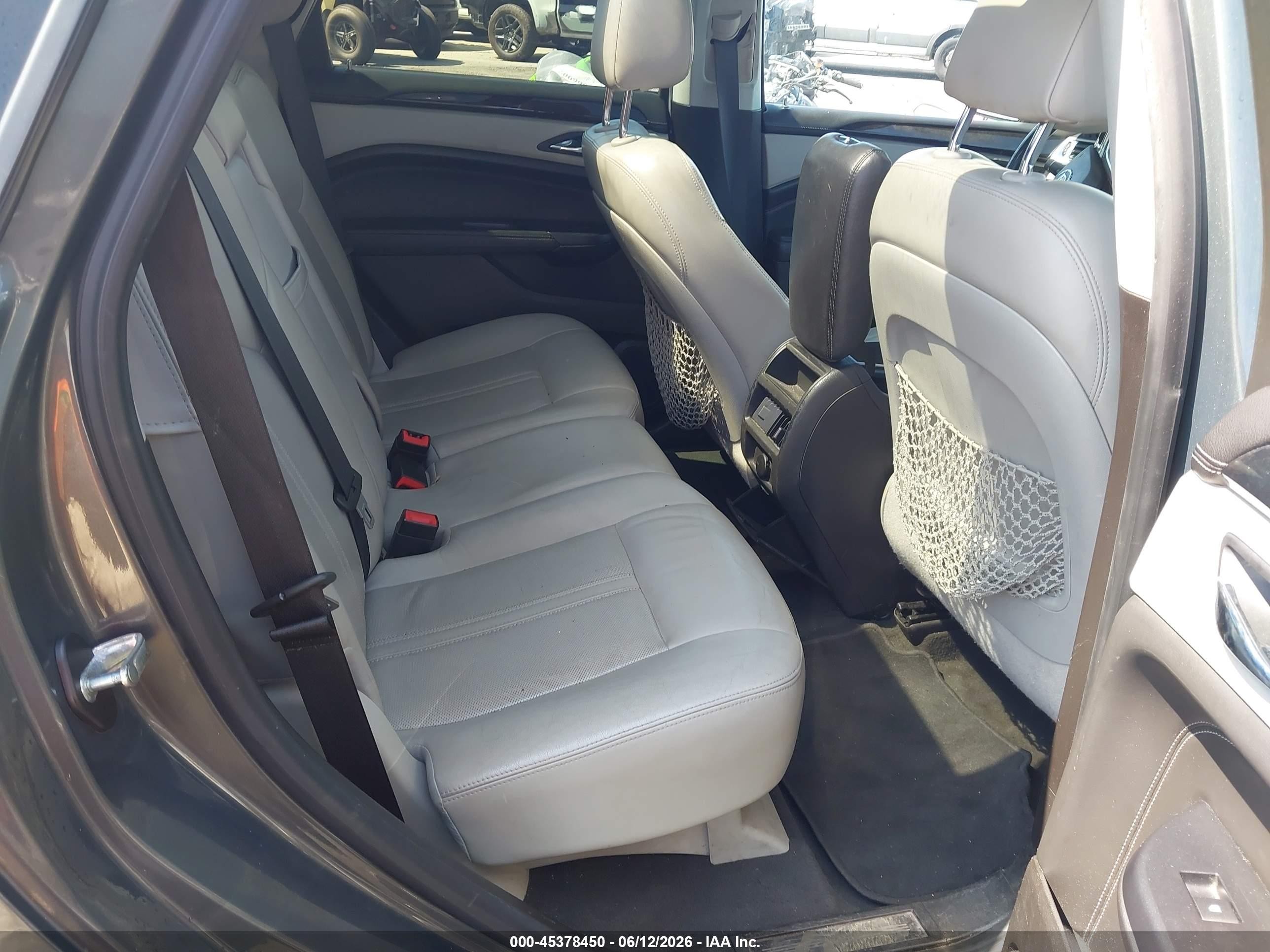 2013 Cadillac SRX VIN 3GYFNCE36DS621963 IAAI salvage auction — Normal Wear, Duplicate Paperwork (California), sold $300 on 2026-07-02 (photo 8)