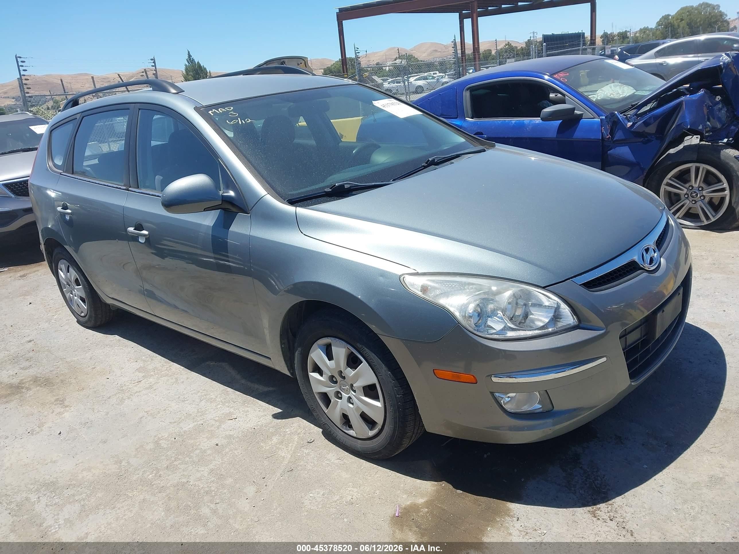 2010 Hyundai Elantra VIN KMHDC8AE9AU083340 IAAI salvage auction — Normal Wear, Clear - Dealer Only (California), sold $925 on 2026-07-09 (photo 1)