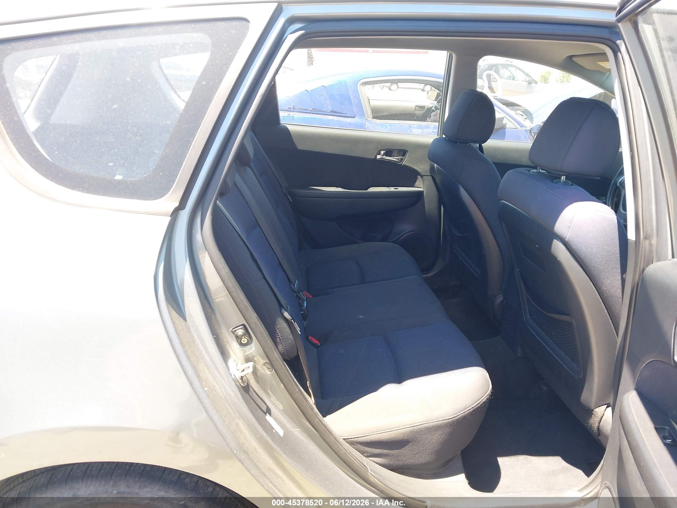 2010 Hyundai Elantra VIN KMHDC8AE9AU083340 IAAI salvage auction — Normal Wear, Clear - Dealer Only (California), sold $925 on 2026-07-09 (photo 8)
