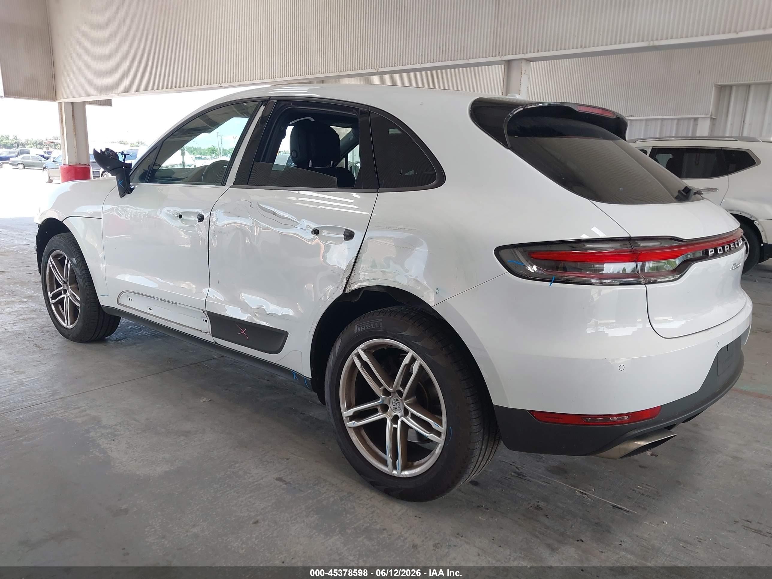 2021 Porsche Macan VIN WP1AA2A51MLB06290 IAAI salvage auction — Side, Rebuildable (Florida), sold $13,250 on 2026-07-01 (photo 3)