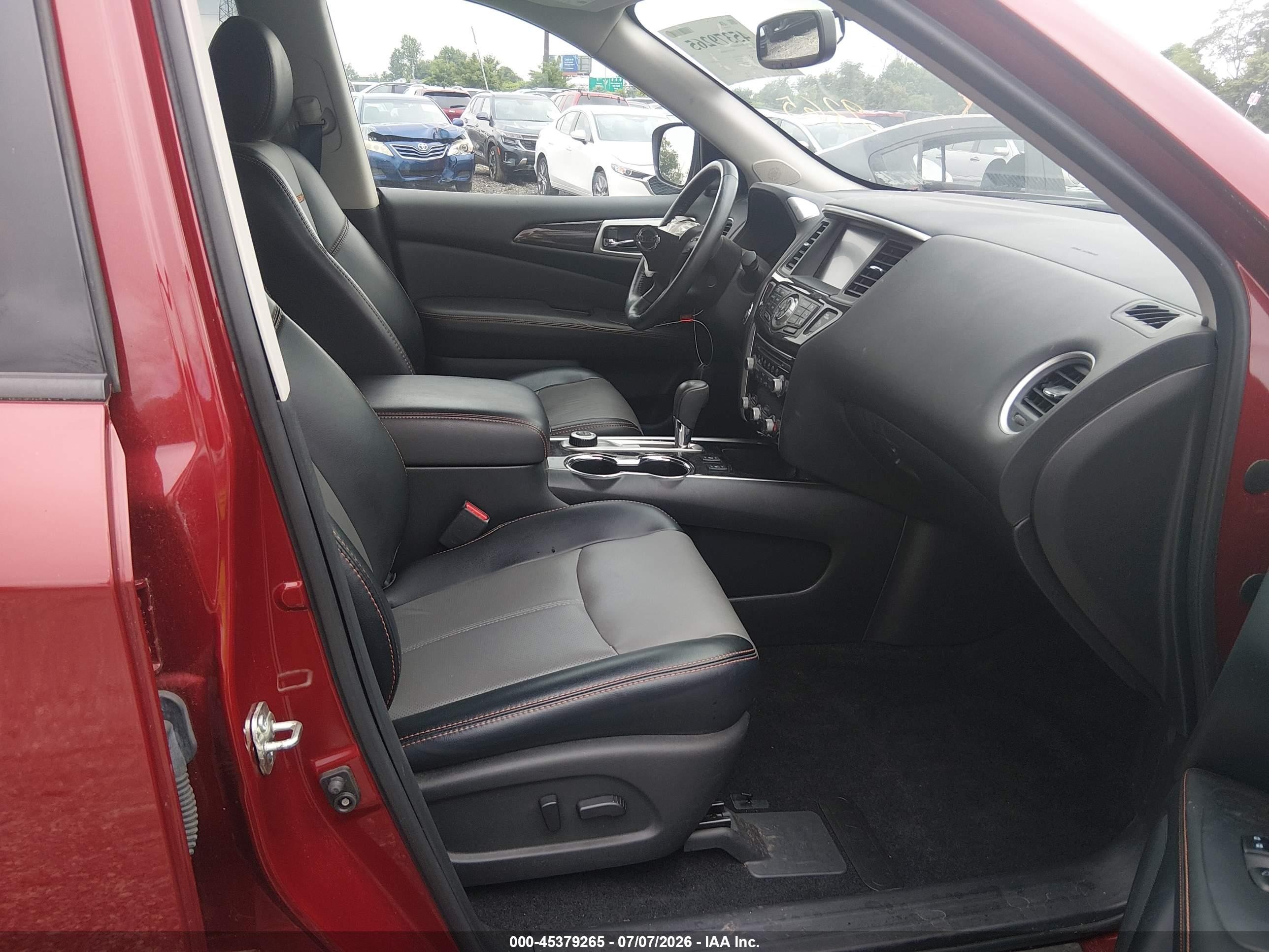 2019 Nissan Pathfinder VIN 5N1DR2MM8KC633519 IAAI salvage auction — Front End, Salvage (Pennsylvania), sold $4,625 on 2026-07-12 (photo 8)