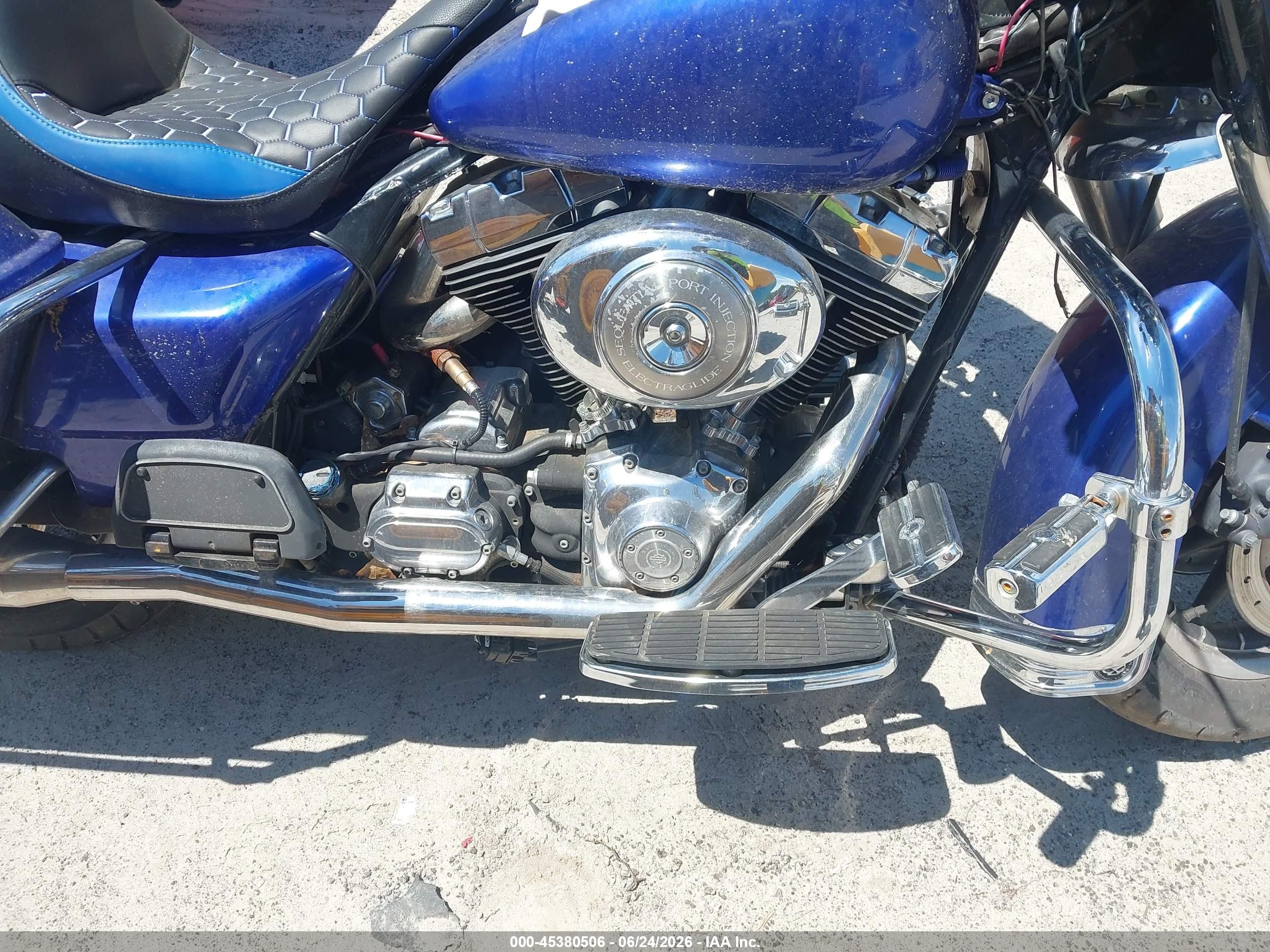 2004 Harley-davidson Electra glide VIN 1HD1FFW144Y617428 IAAI salvage auction — Side, Clear (Georgia), sold $825 on 2026-09-09 (photo 8)