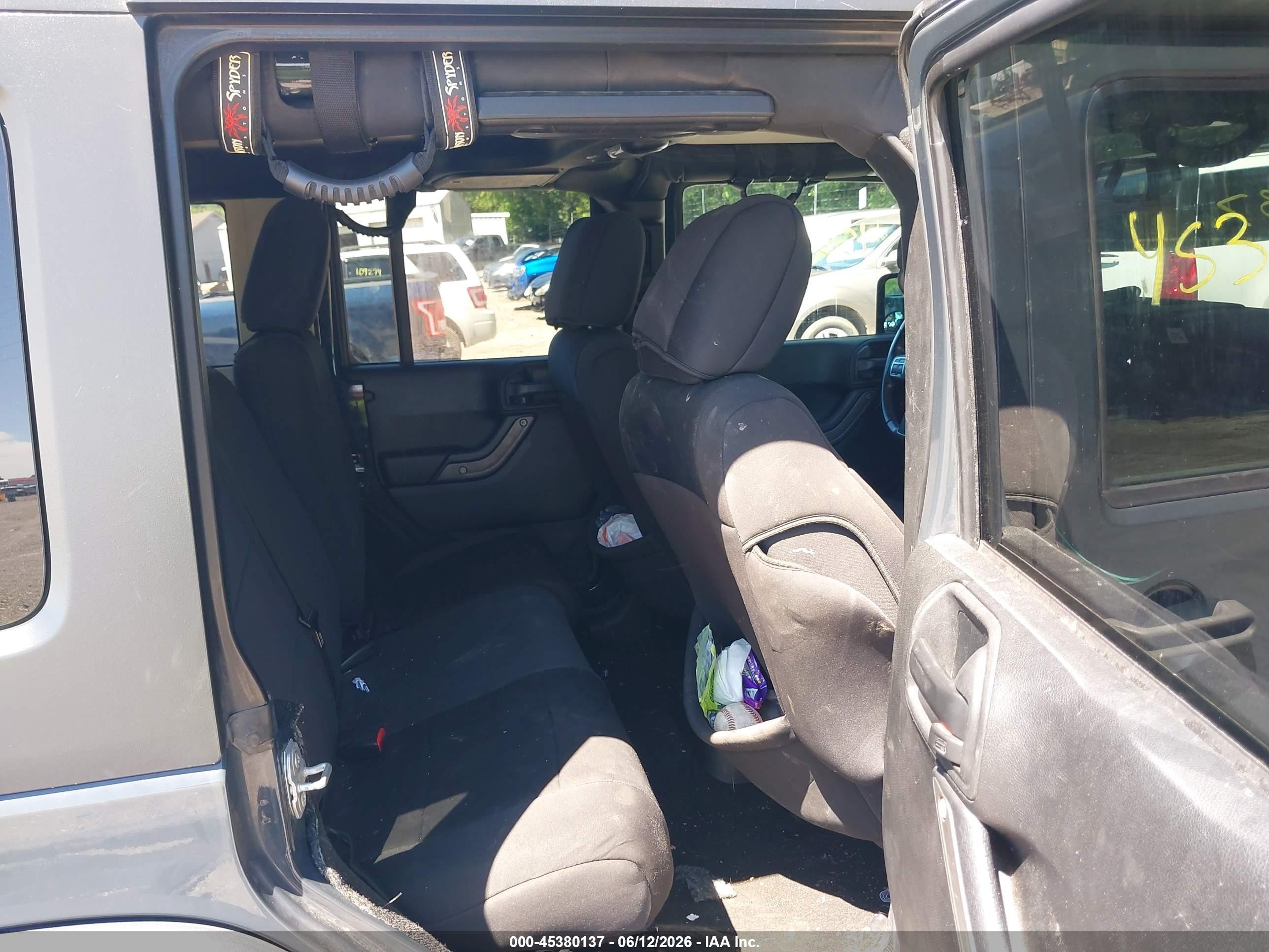 2016 Jeep Wrangler Unlimited VIN 1C4BJWDG9GL314724 IAAI salvage auction — Unknown, Clear (Indiana), sold $3,500 on 2026-07-04 (photo 8)