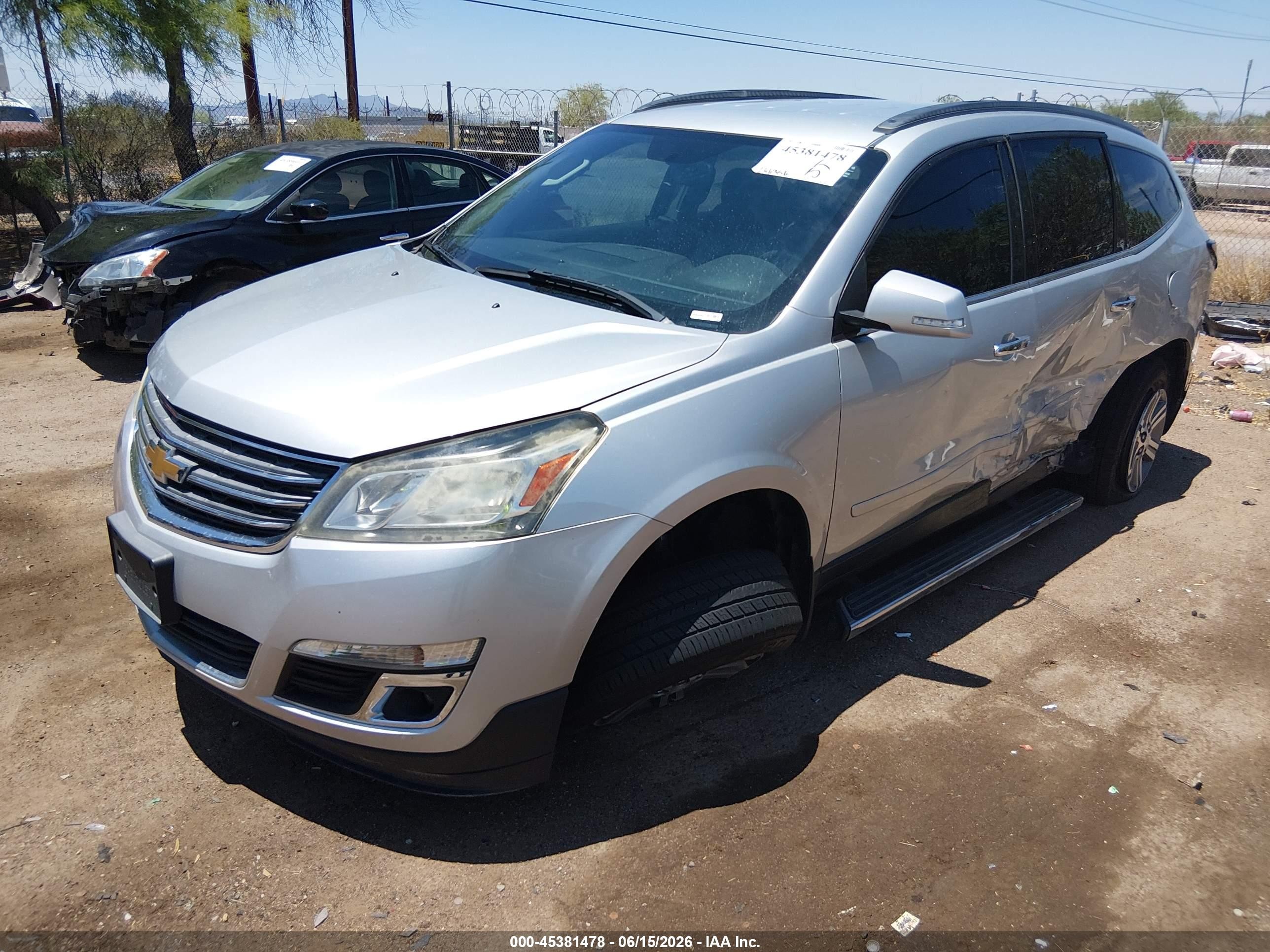 2016 Chevrolet Traverse VIN 1GNKVHKD5GJ271527 IAAI salvage auction — Side, Salvage (Arizona), sold $850 on 2026-07-09 (photo 2)