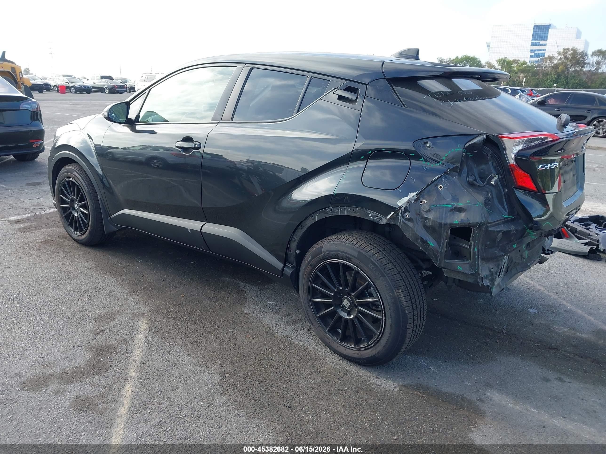 2021 Toyota C-HR VIN JTNKHMBX5M1117409 IAAI salvage auction — Rear End, Salvage (California), sold $6,850 on 2026-07-06 (photo 3)