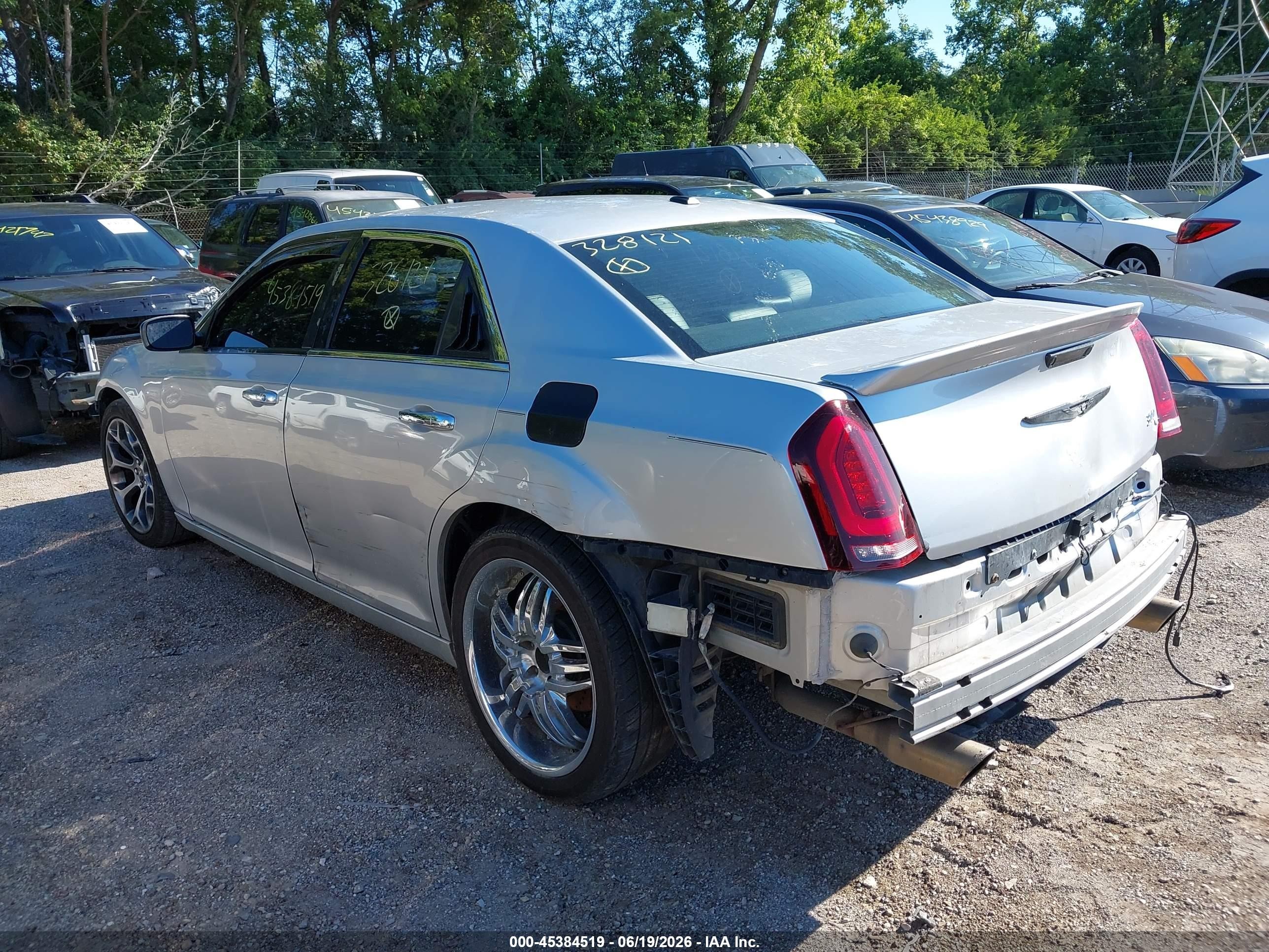 2012 Chrysler 300c VIN 2C3CCAPT7CH238121 IAAI salvage auction — Front End, Salvage (Indiana), sold $1,100 on 2026-09-10 (photo 3)
