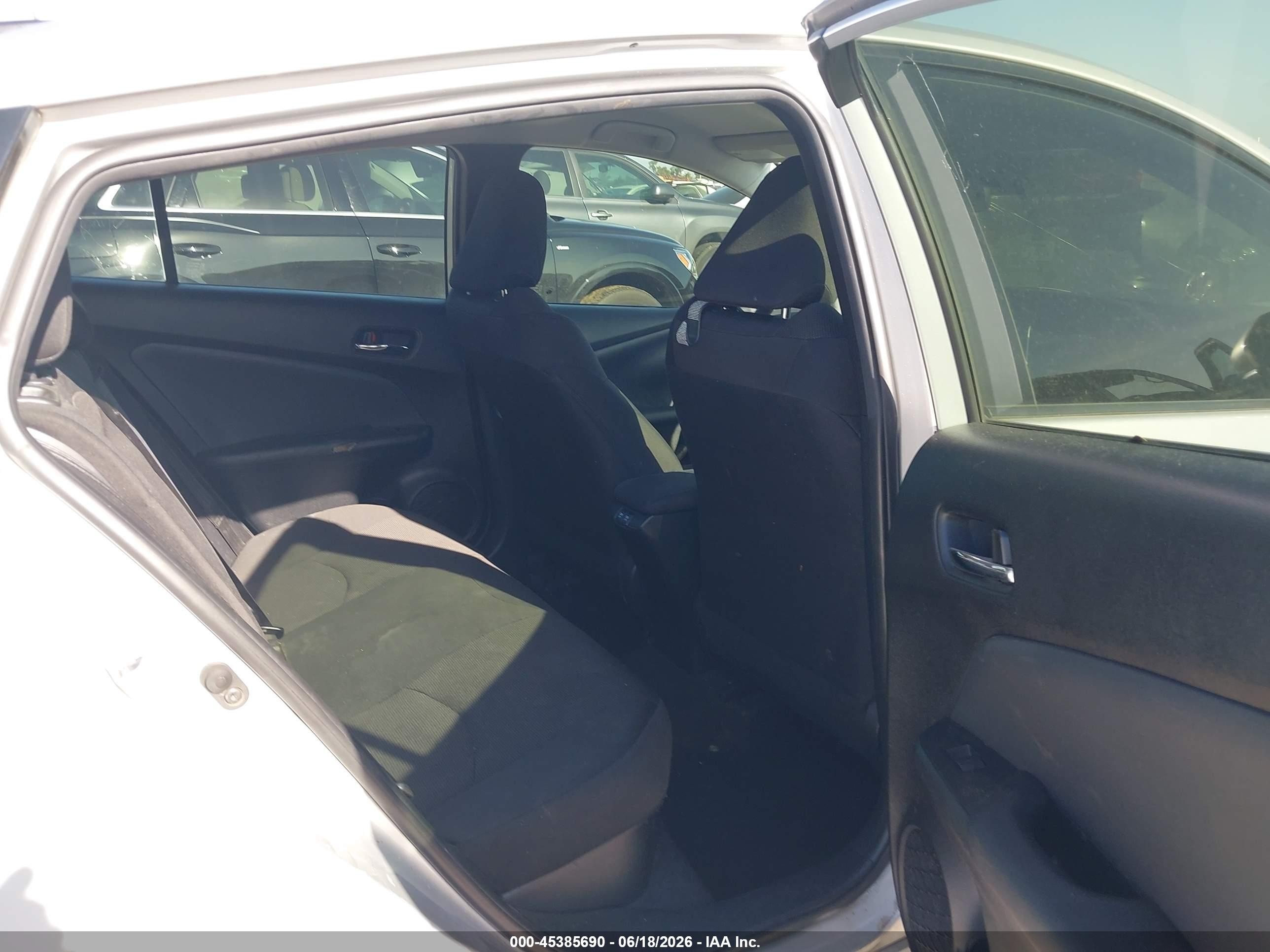 2019 Toyota Prius VIN JTDKARFU6K3101534 IAAI salvage auction — Hail, Original (Texas), sold $5,000 on 2026-09-08 (photo 8)