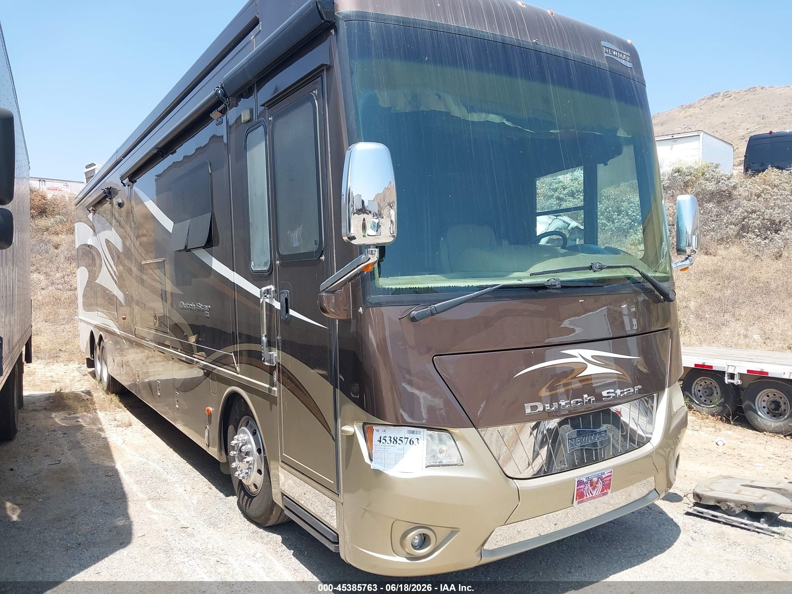 2016 Freightliner Chassis VIN 4UZFCHCY9GCHA9885 — IAAI salvage auction photo